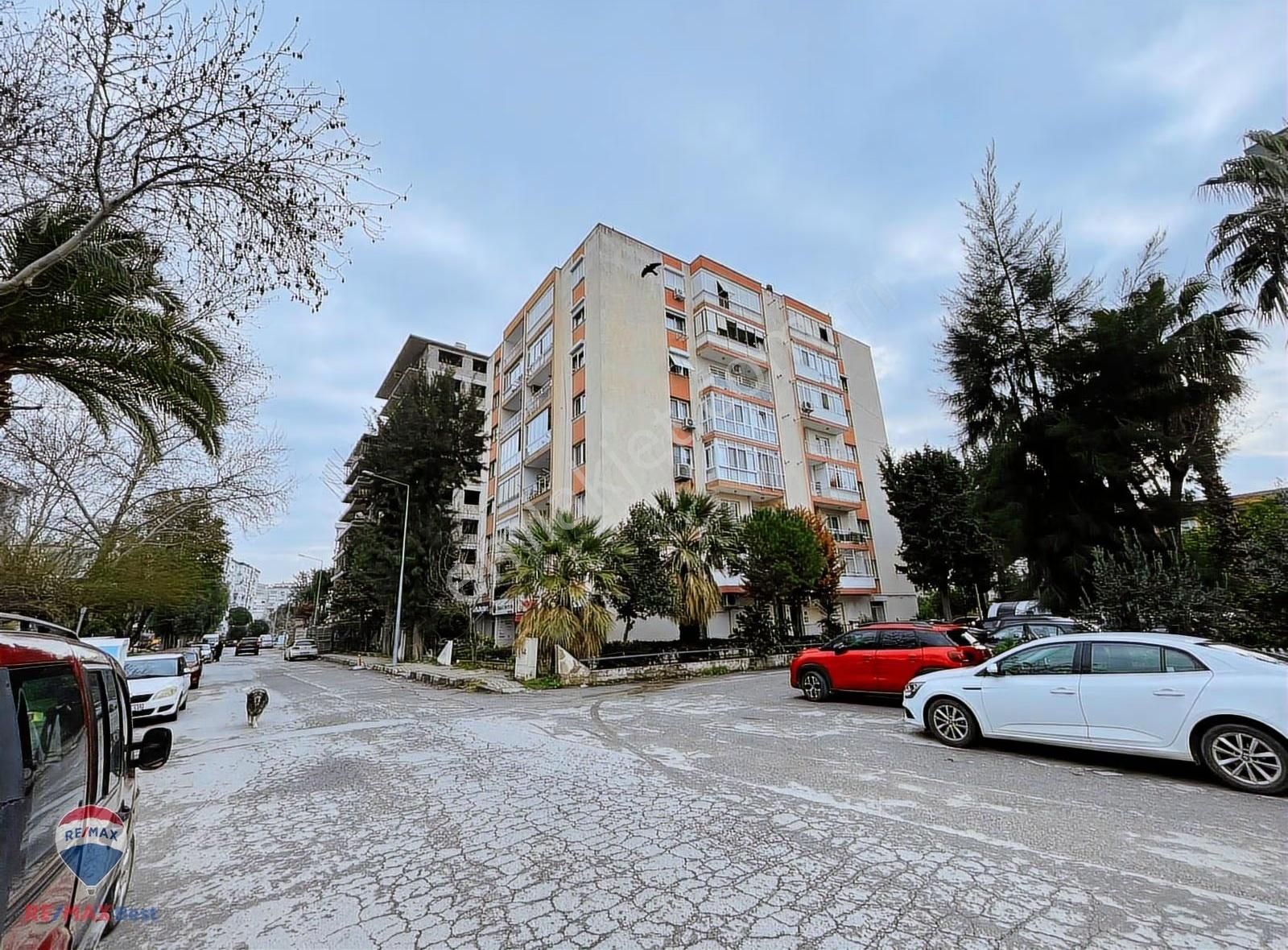 35 Bayraklı Manavkuyu'da Satılık 3+1 Daıre - Görsel 3