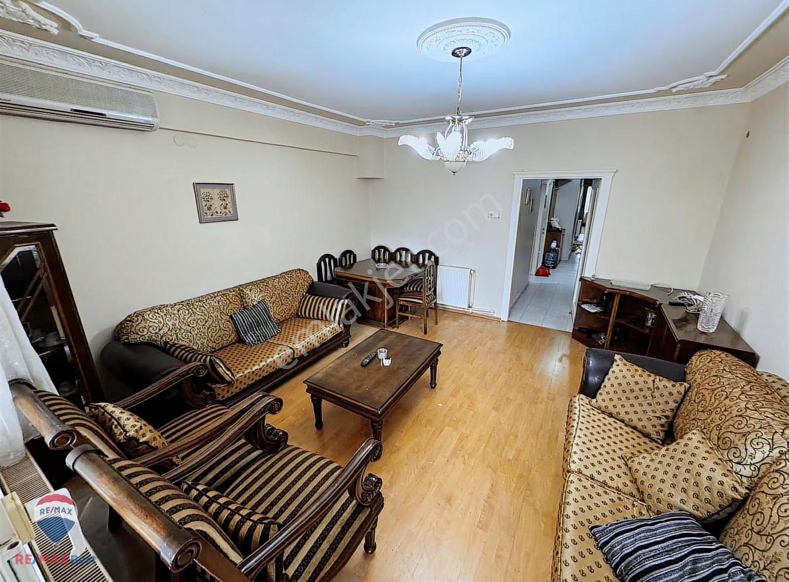 58 Karşıyaka Bostanlıda 3+1 Satılık Bahçe Katı Daıre - Görsel 9