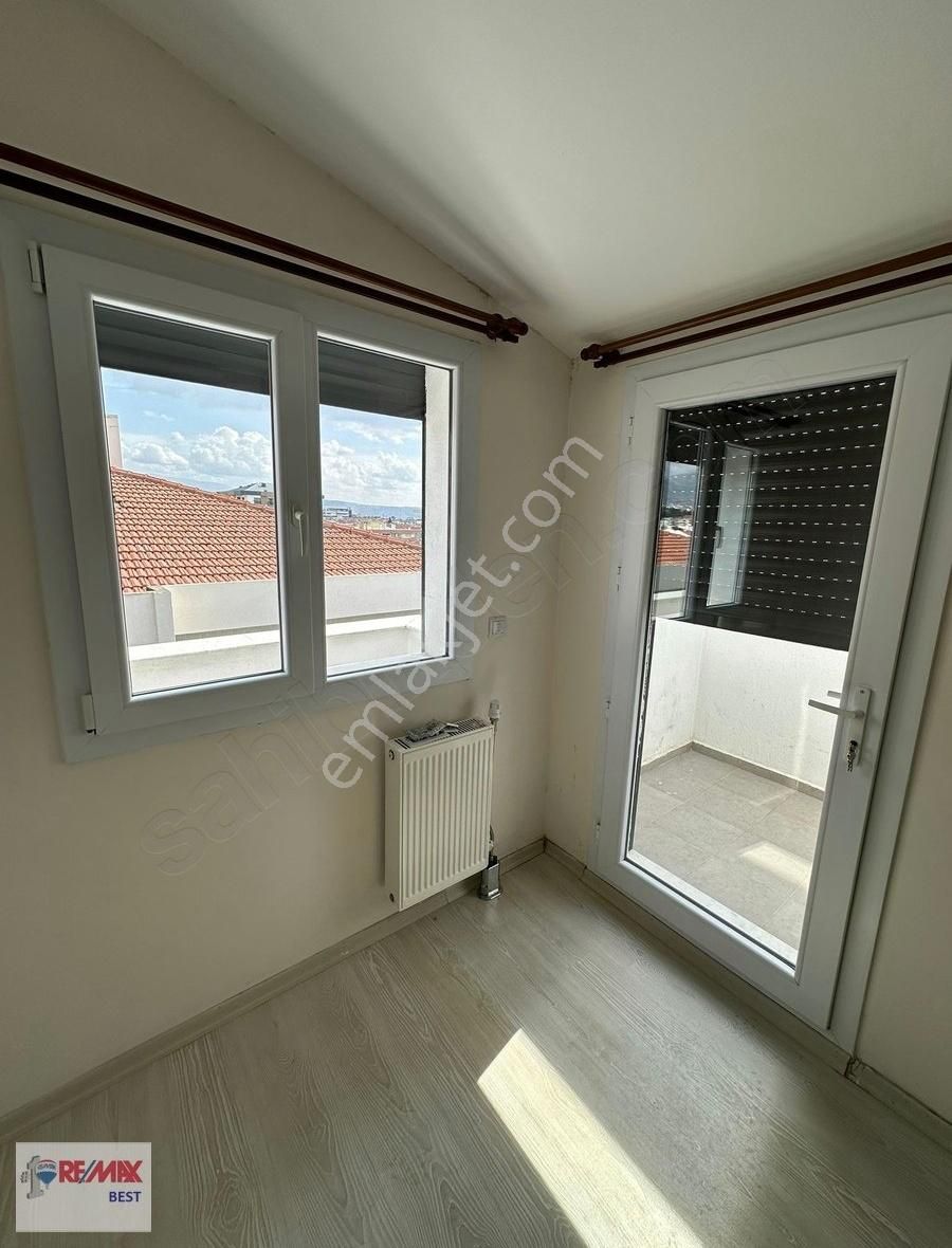 28 Karşıyaka Atatürk Bul Üzeri Vatan Bil Karşısı Kiralık Dubleks - Görsel 13