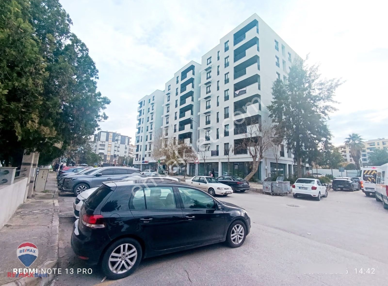 17 Osmangazi'de Cadde Üzeri Satılık Daire