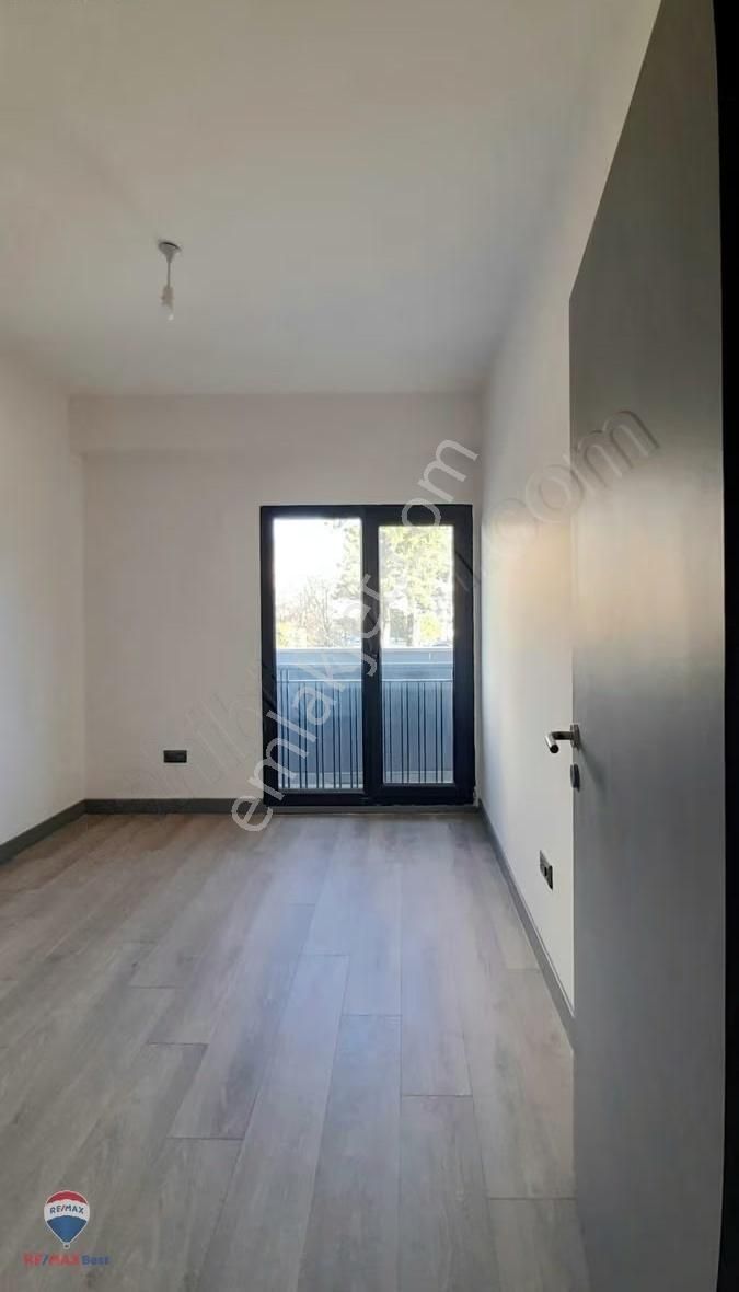 17 Osmangazi'de Cadde Üzeri Satılık Daire - Görsel 10