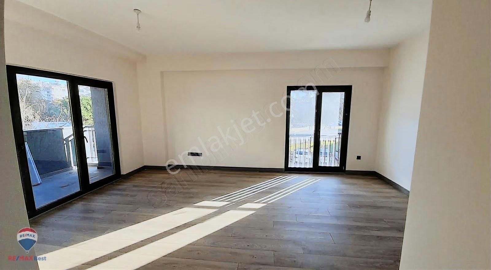 17 Osmangazi'de Cadde Üzeri Satılık Daire - Görsel 11