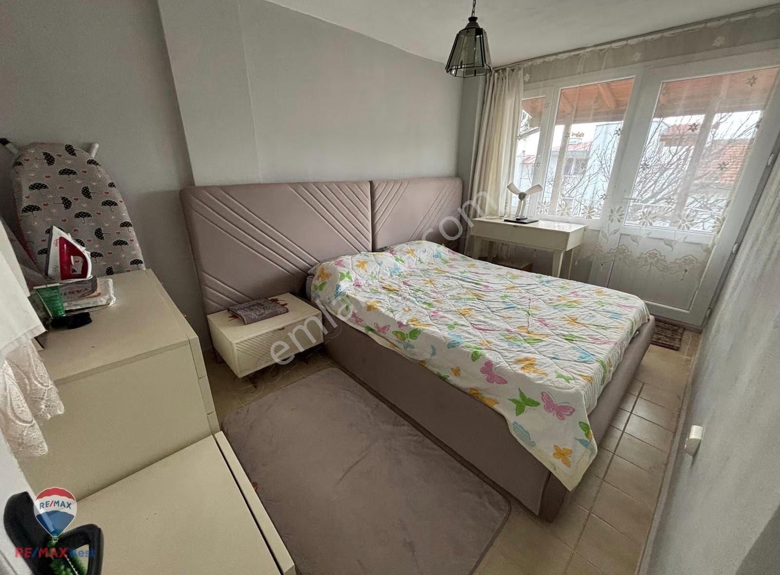 18 Çandarlı Piri Reis Sitesi Tripleks Bahçeli 3+1 Satılık Villa - Görsel 29