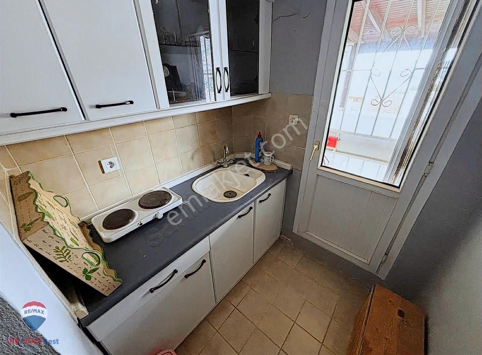 18 Çandarlı Piri Reis Sitesi Tripleks Bahçeli 3+1 Satılık Villa - Görsel 27