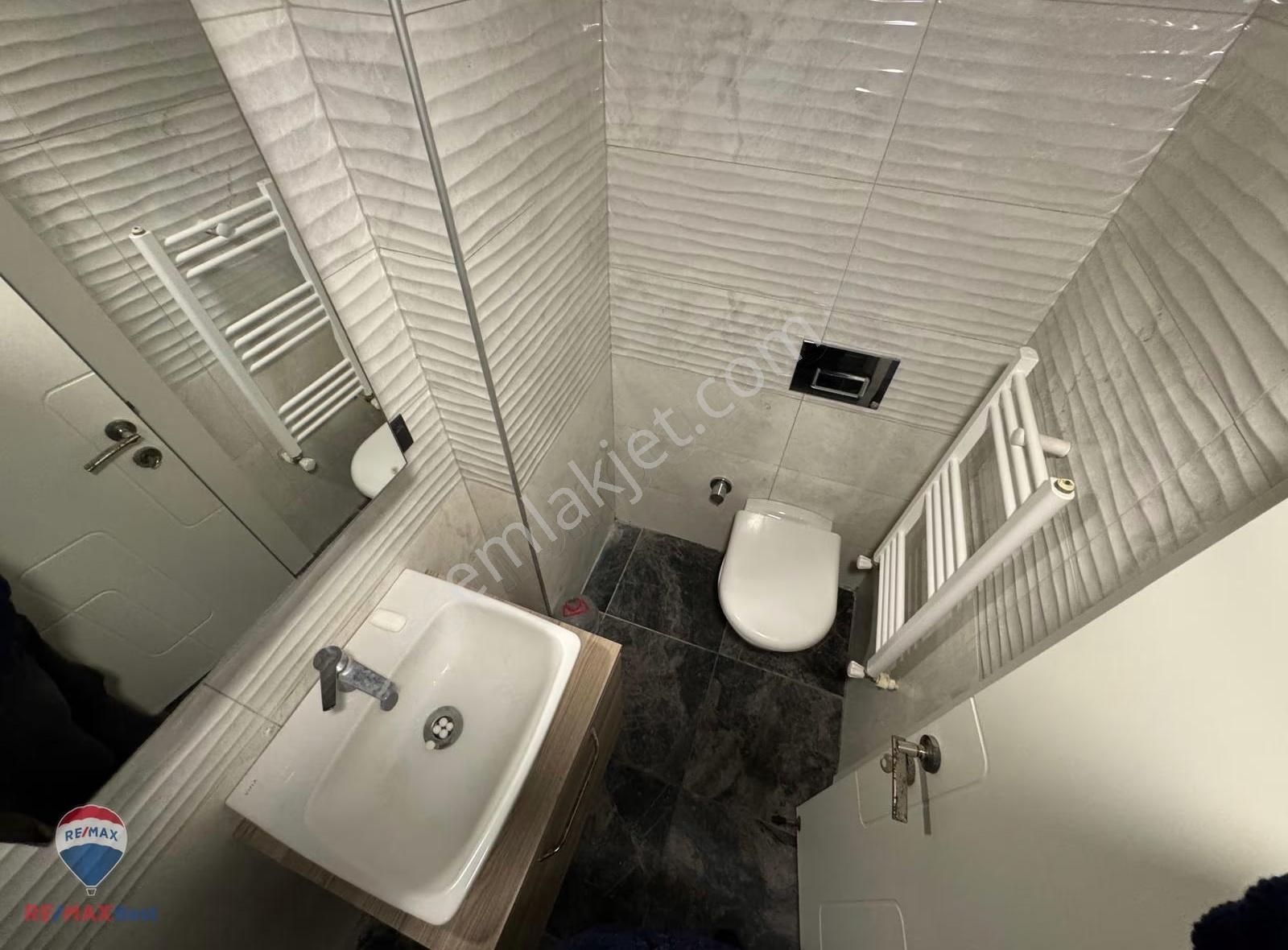 51 Karşıyaka Çarşı Ve İzbana Yakın Yenı Bınada Arakat 1+1 - Görsel 12