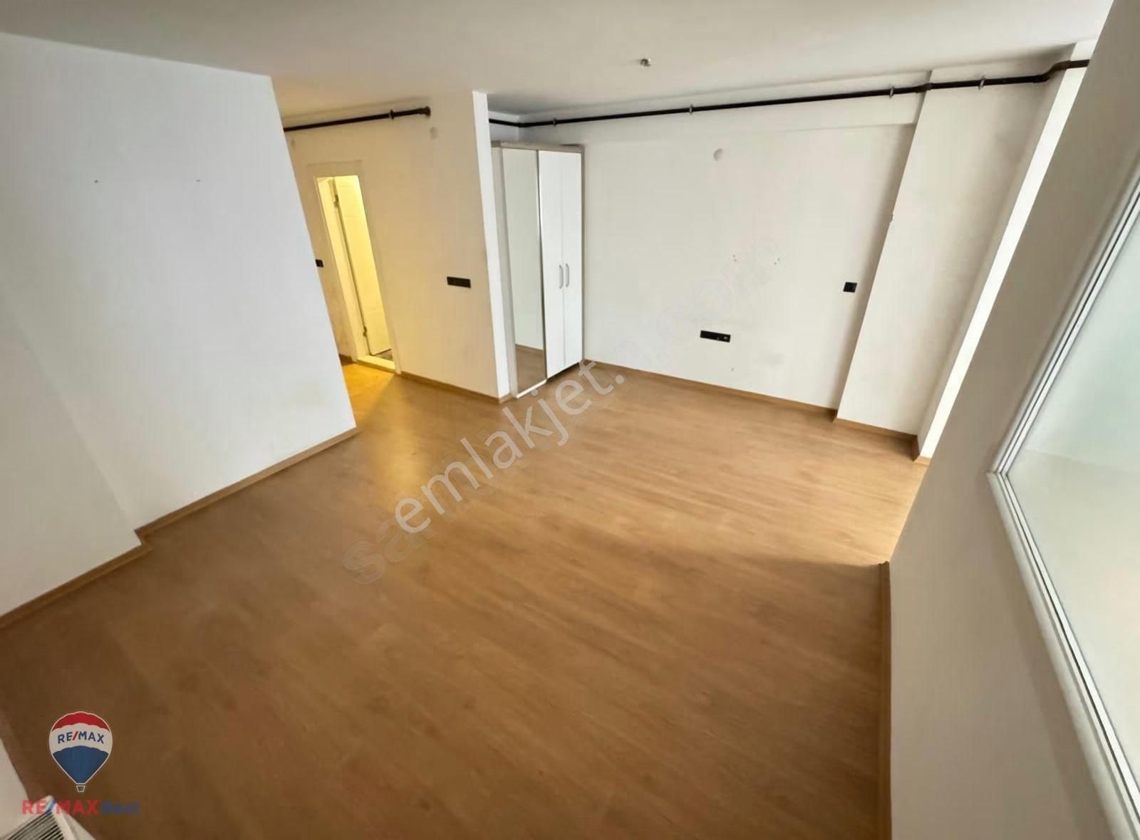 51 Karşıyaka Çarşı Ve İzbana Yakın Yenı Bınada Arakat 1+1 - Görsel 19