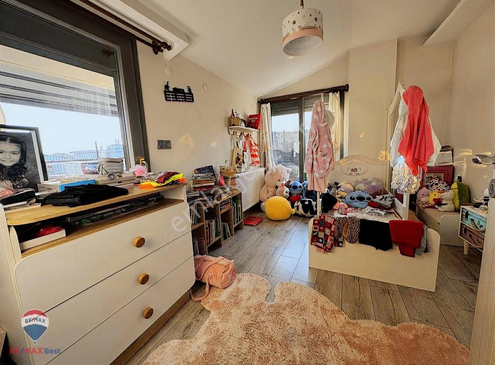 Hakan Büyük"ten Karşıyaka Belediyesi Yakını 4+1 Dublex Teraslı - Görsel 6