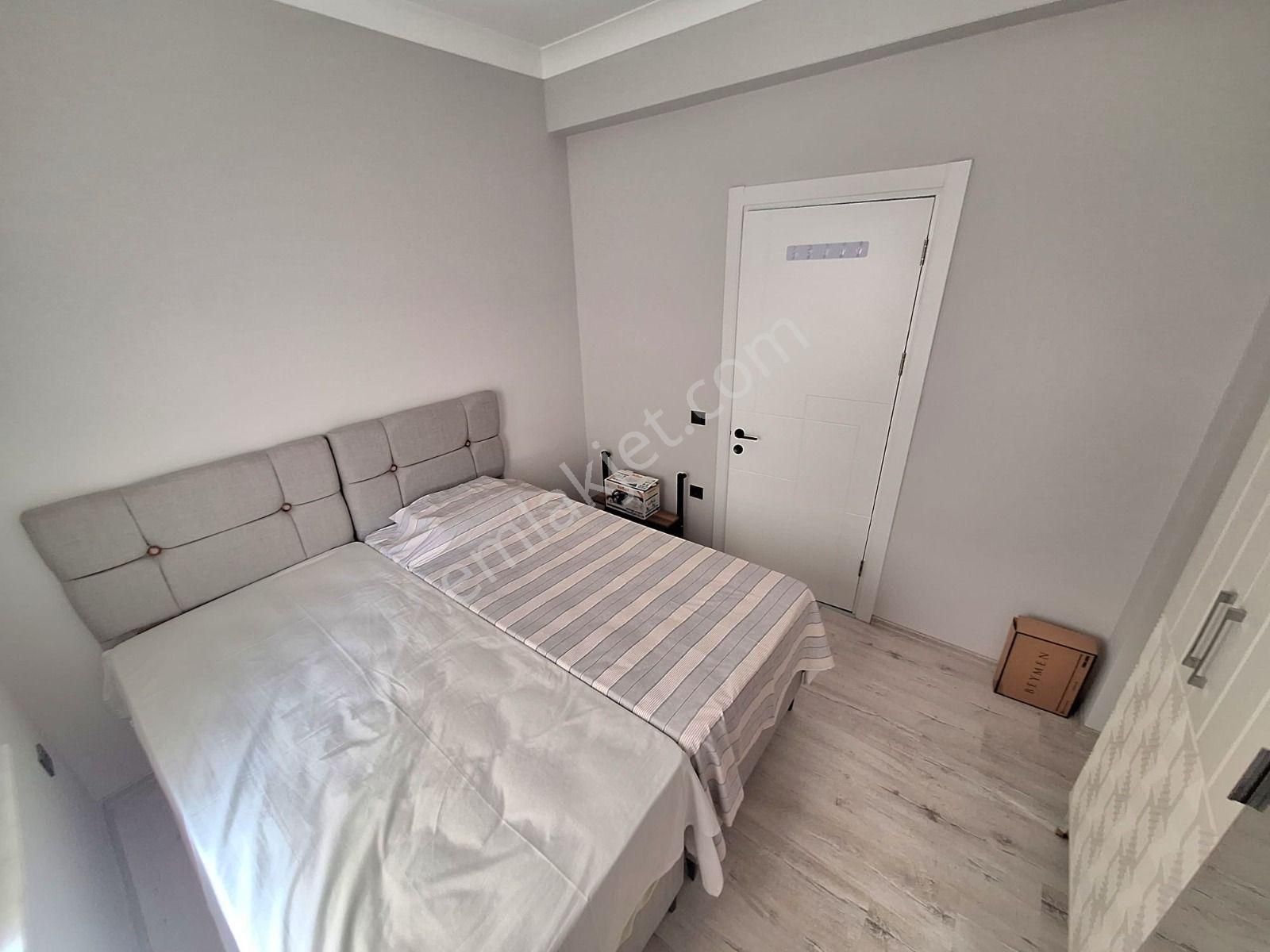 Doradan Akçayda Cam Balkonlu Doğalgazlı 1+1 Daire - Görsel 15