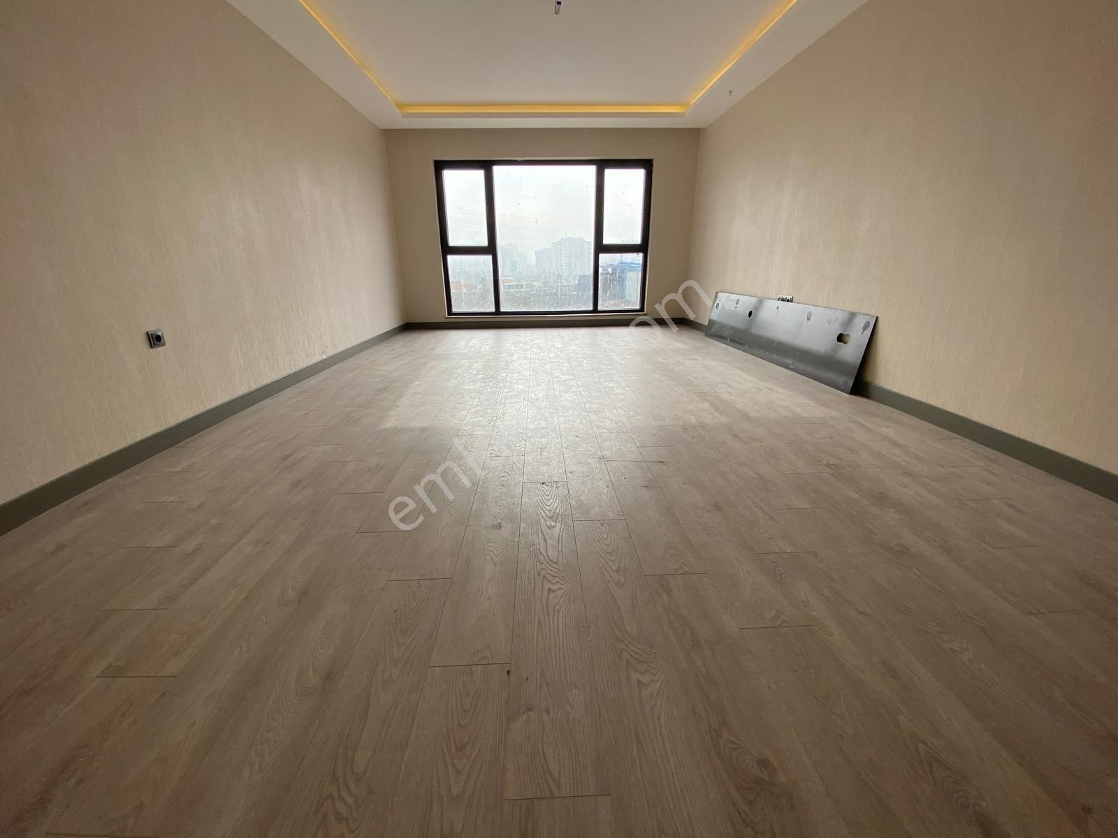 Susuz'da Muhteşem Lokasyon'da 4+1 Sıfır Ultra Lüks 170 M2 Daire - Görsel 12