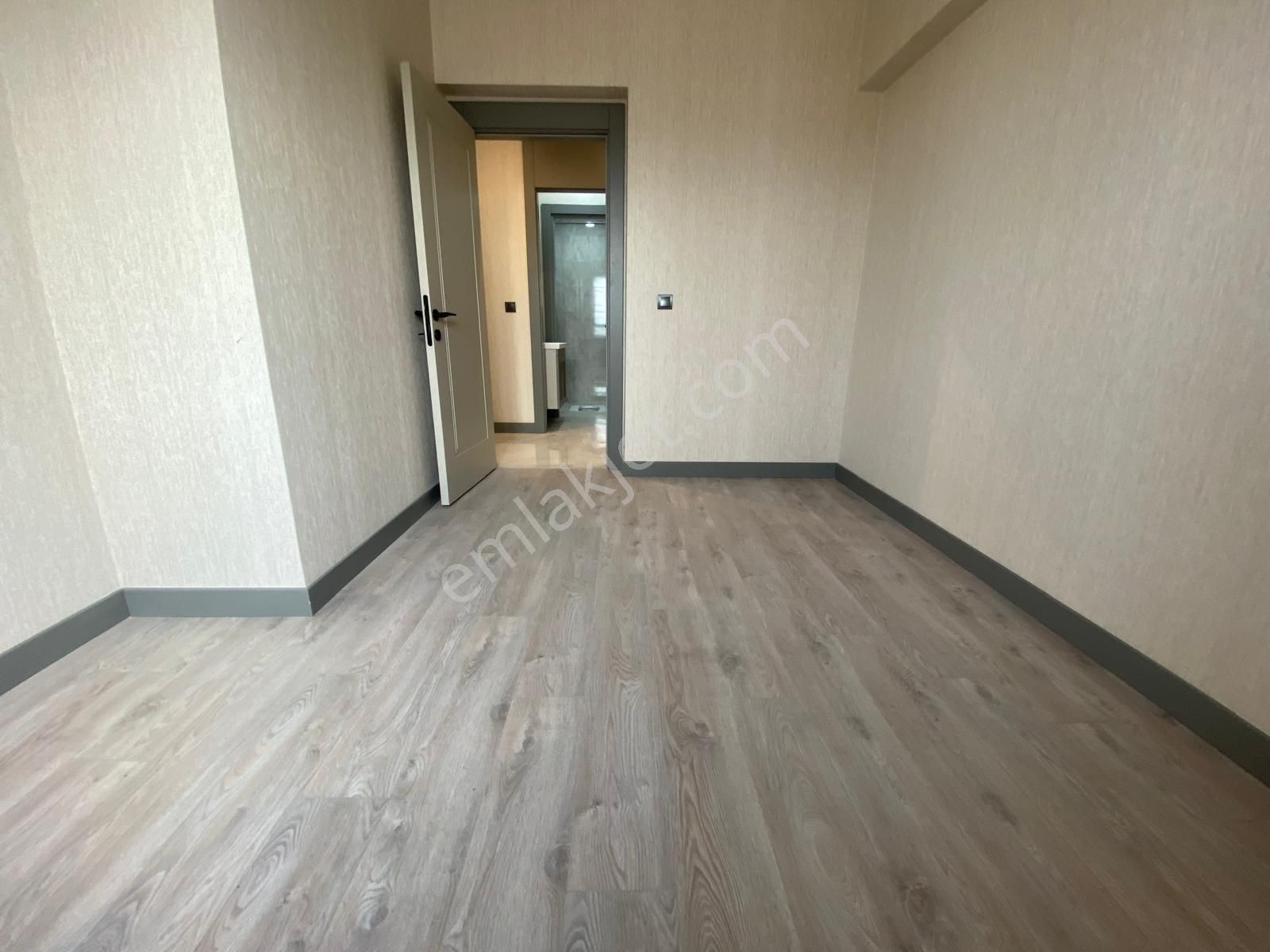 Susuz'da Muhteşem Lokasyon'da 4+1 Sıfır Ultra Lüks 170 M2 Daire - Görsel 17