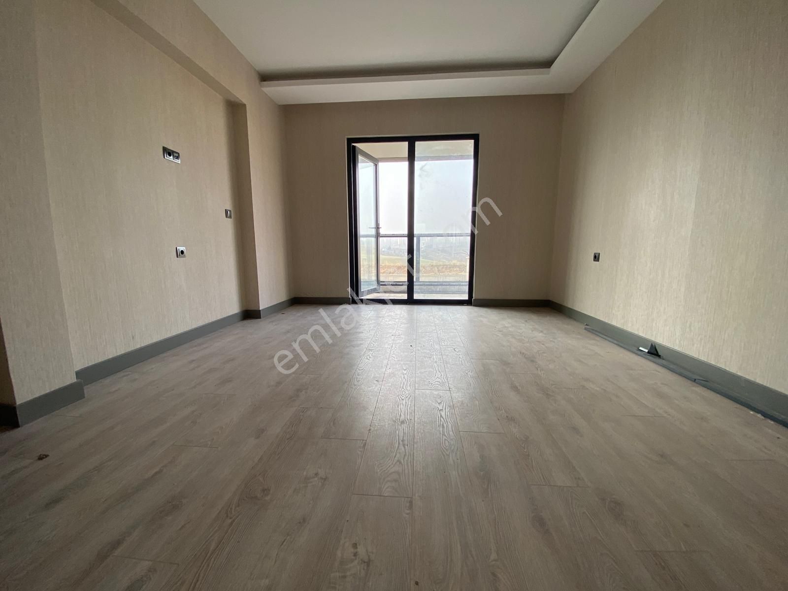 Susuz'da Muhteşem Lokasyon'da 4+1 Sıfır Ultra Lüks 170 M2 Daire - Görsel 28
