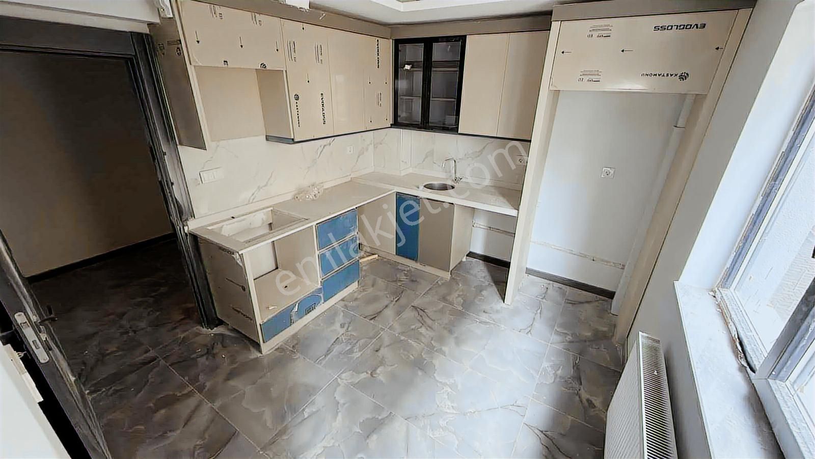 Çetin Emlak'tan Tandoğan'da Ebvyn Banyolu 3+1 Yüksek Giriş Daire - Görsel 34