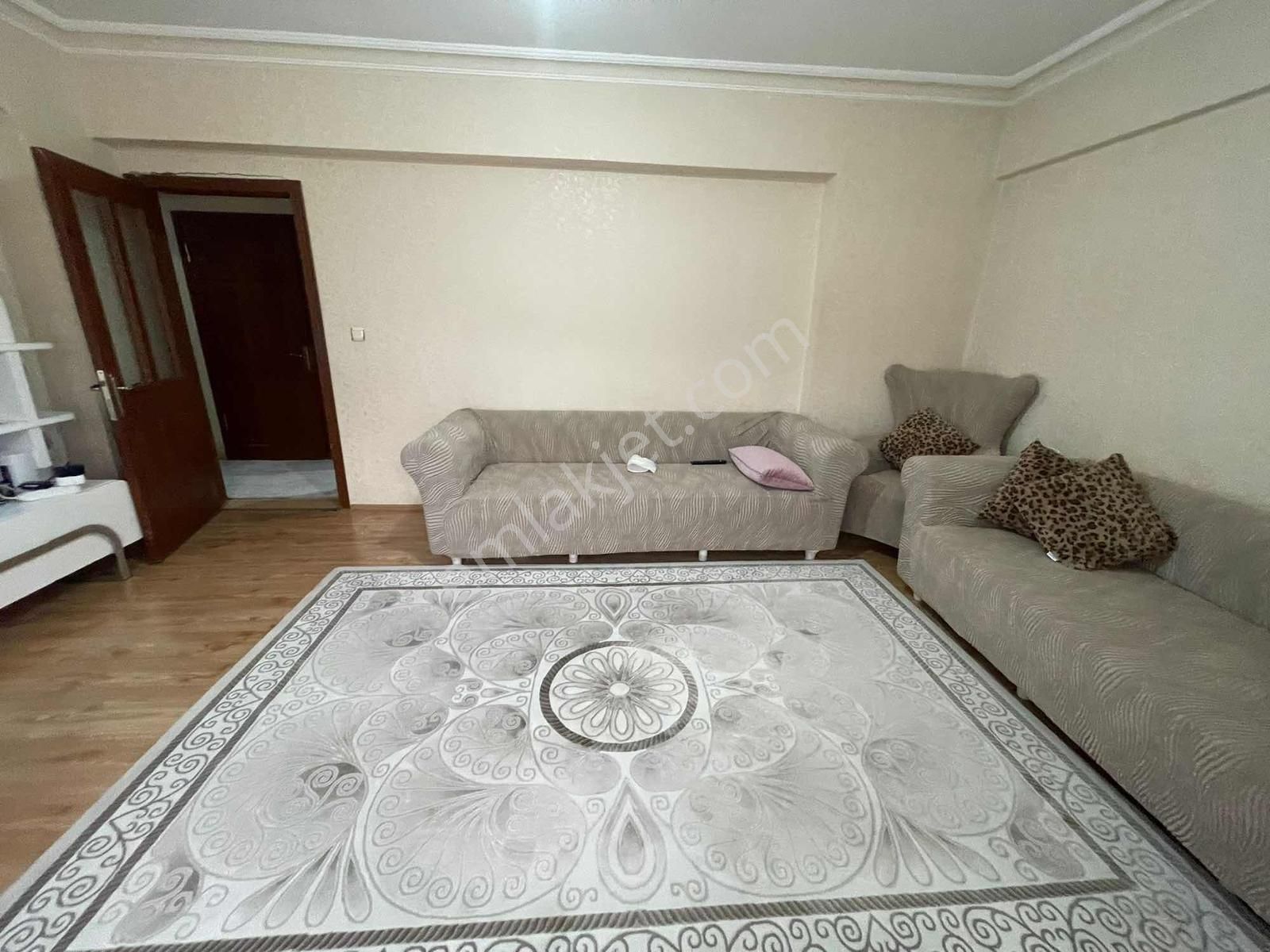 Çetin'den Harika Konum Cadde Cephe Yeni Bina Ara Kat Ön Cephe - Görsel 22