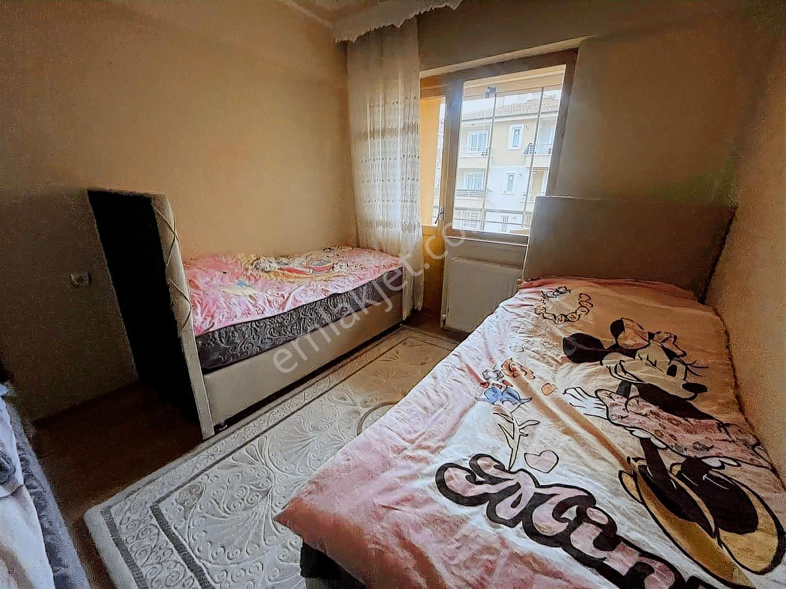 Çetin'den Harika Konum Cadde Cephe Yeni Bina Ara Kat Ön Cephe - Görsel 26