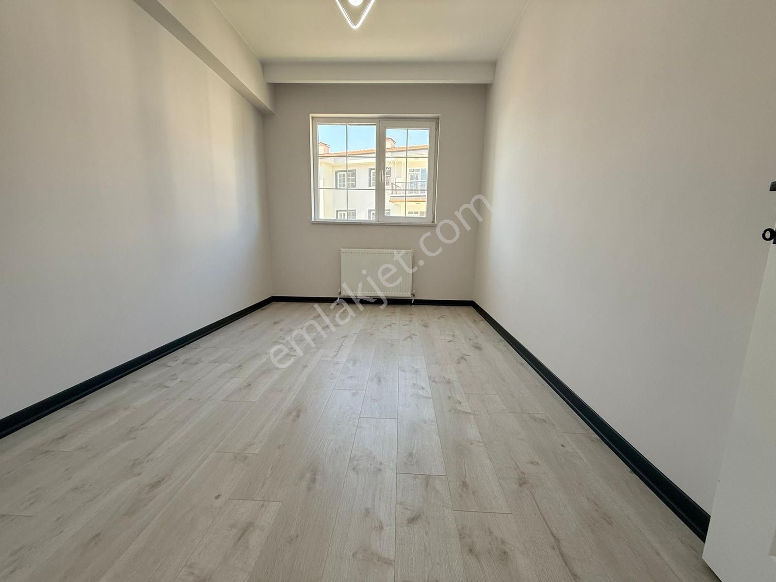 Çetin Emlak'tan Çimşit'de Katta Satılık Ultra Lüxs 4+1 Daire !! - Görsel 33