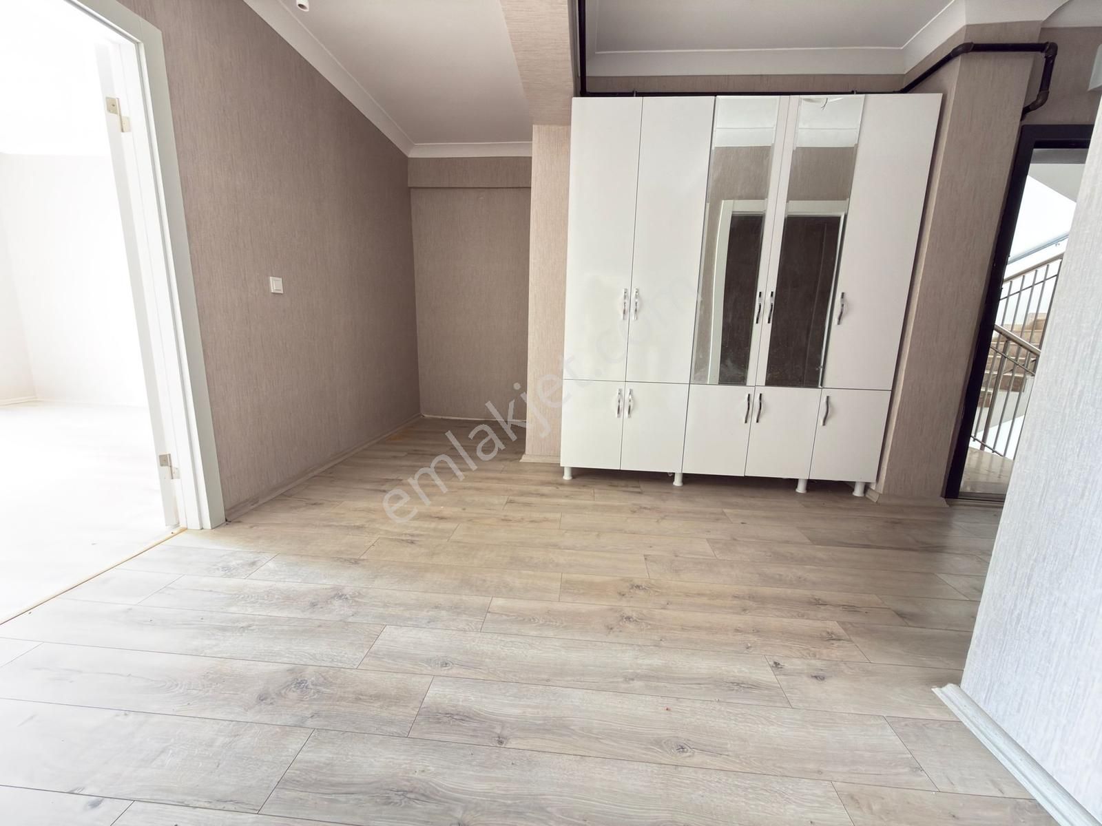 Saraycıkta 4 Son Katta Sıfır Emsalsiz 4+1 Geniş Ultra Lüks Daire - Görsel 24