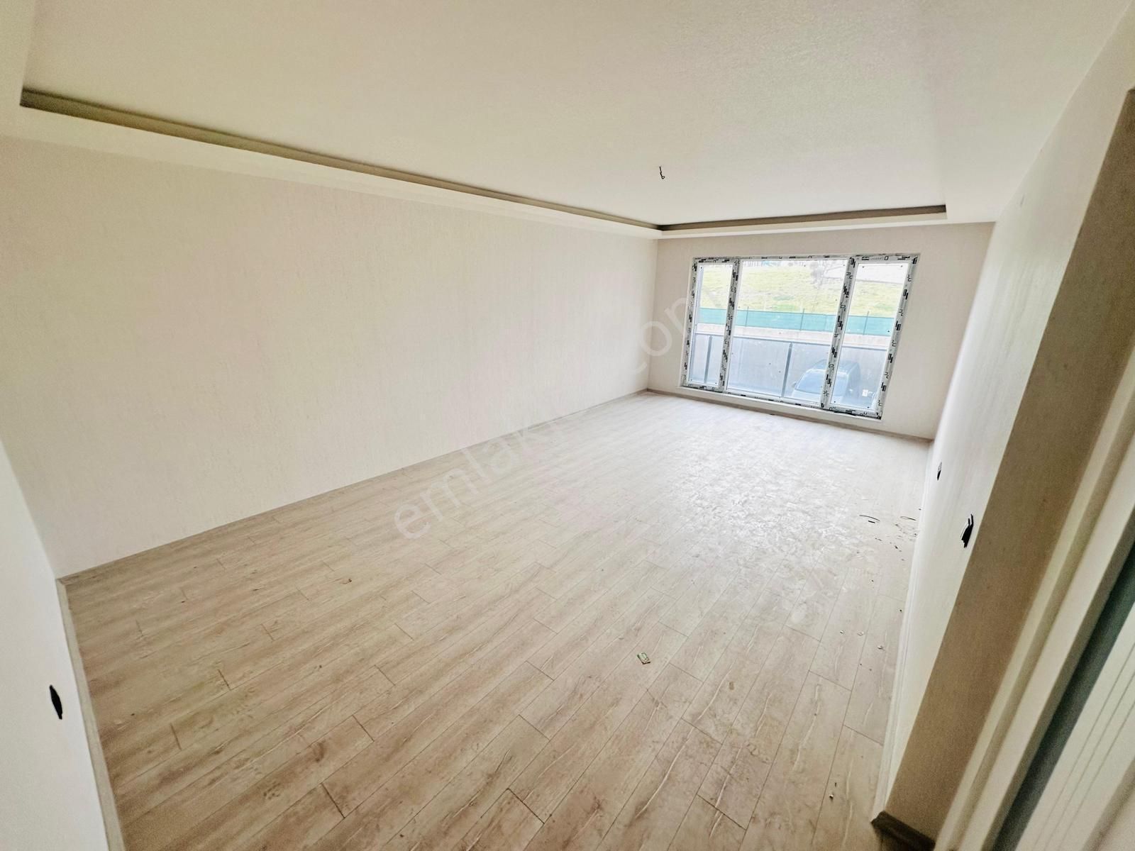 Ty'de Site İçerisinde Ebeveyn Banyolu Kapalı Otoparklı 4+1 Daire - Görsel 7