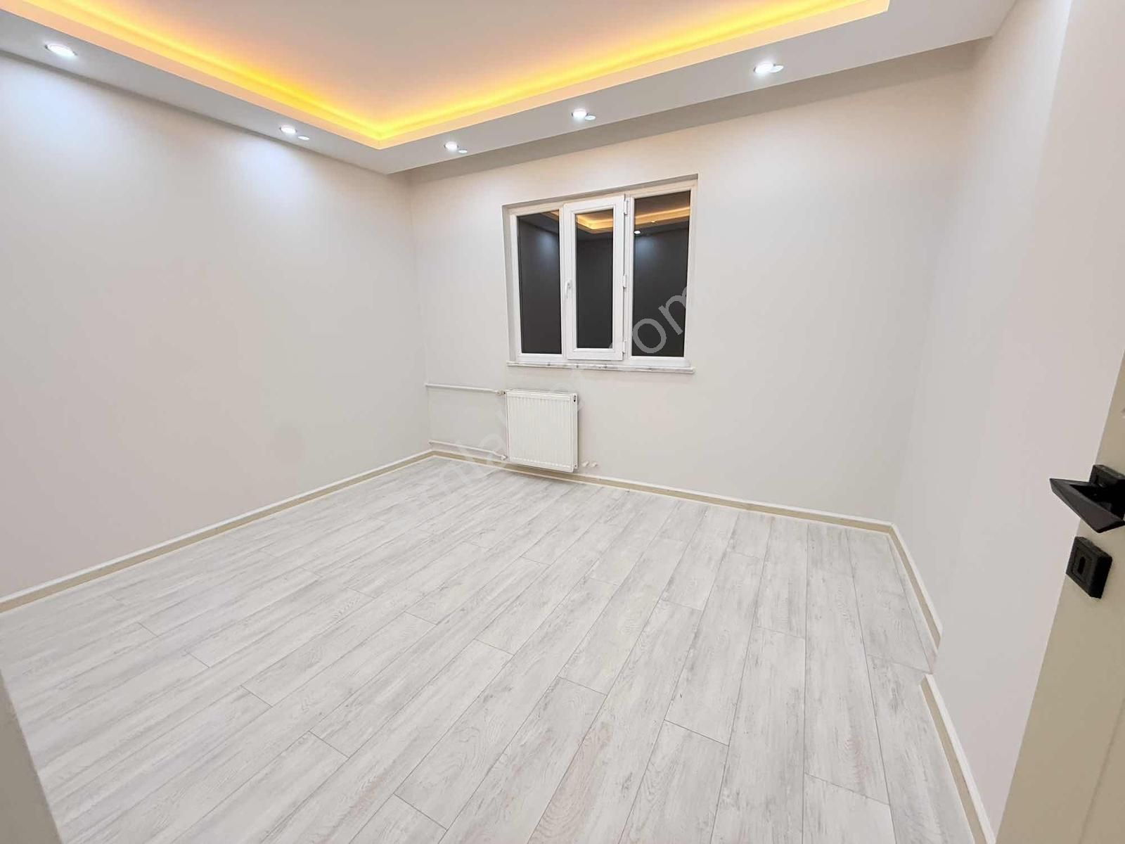 Emlak Center'dan Sakarya Mah Satılık Zeminden Asansörlü 3+1 - Görsel 9
