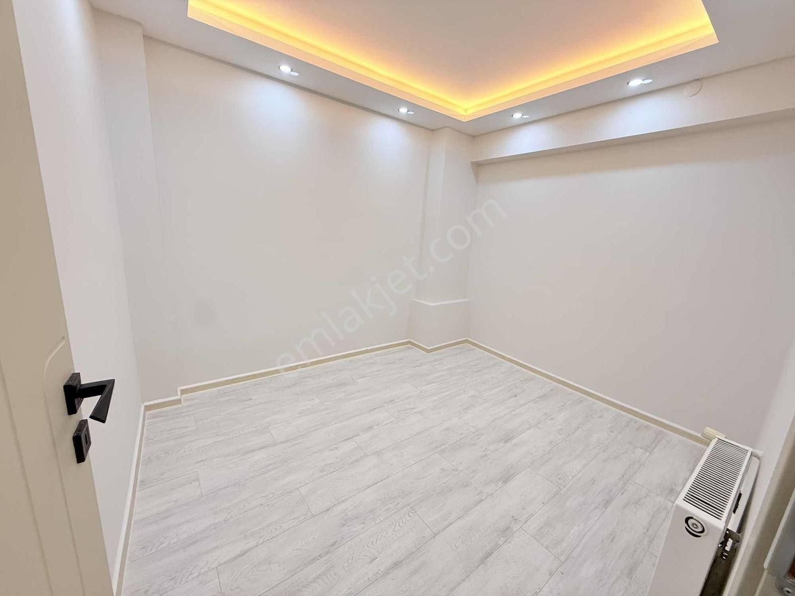 Emlak Center'dan Sakarya Mah Satılık Zeminden Asansörlü 3+1 - Görsel 5