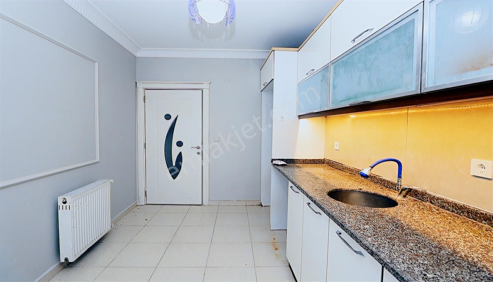 Esenyurt Satılık Daire Merkezi Lokasyonda