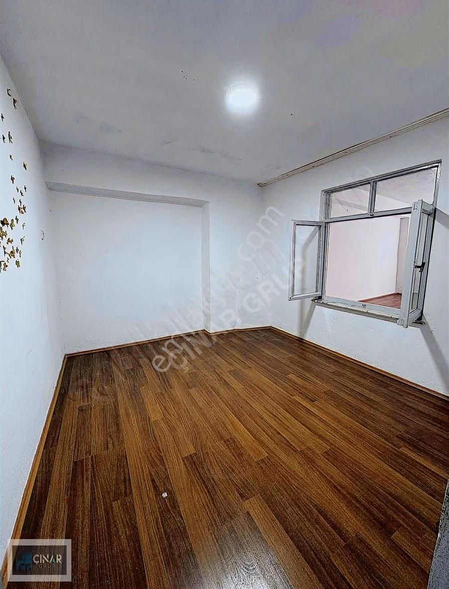 Taşyaka Mahallesi'nde Kiralık 2+1 Giriş Kat Daire - Görsel 2