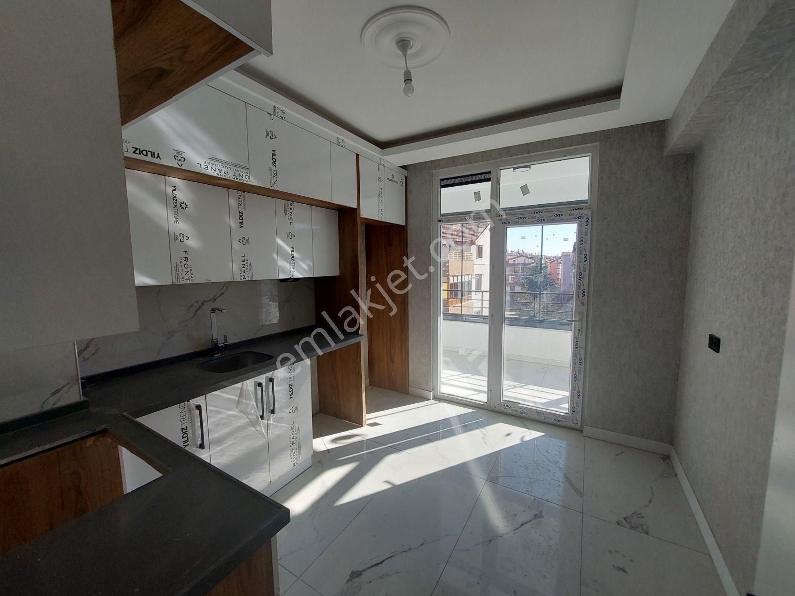 Hüsamettin Çelebi Mah.de 2+1 Yerden Isıtma 1.sınıf İşçili Daire. - Görsel 21