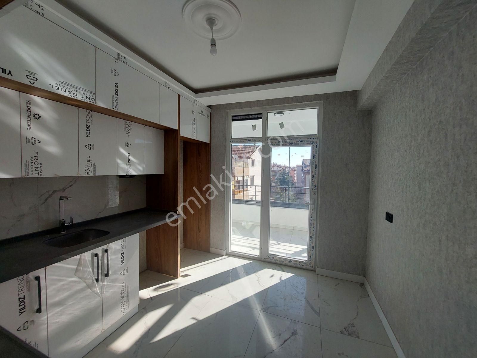 Hüsamettin Çelebi Mah.de 2+1 Yerden Isıtma 1.sınıf İşçili Daire. - Görsel 5