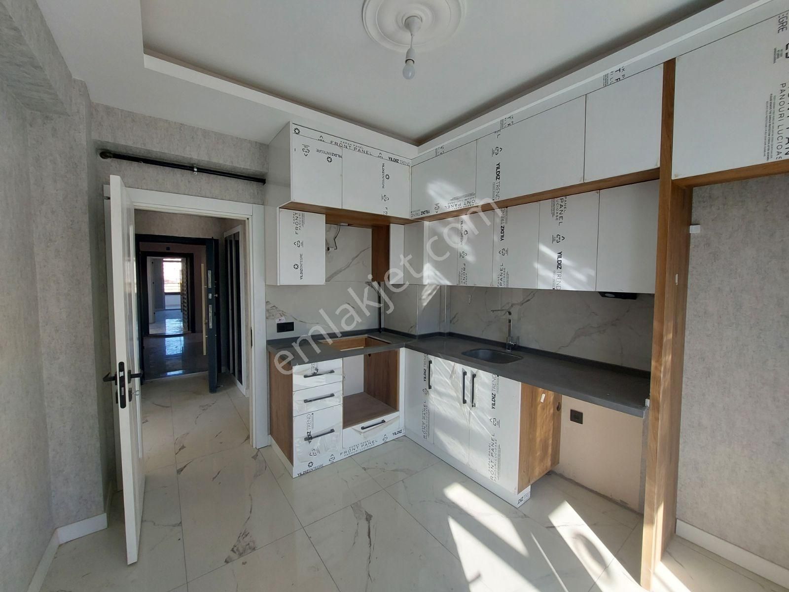 Hüsamettin Çelebi Mah.de 2+1 Yerden Isıtma 1.sınıf İşçili Daire. - Görsel 12