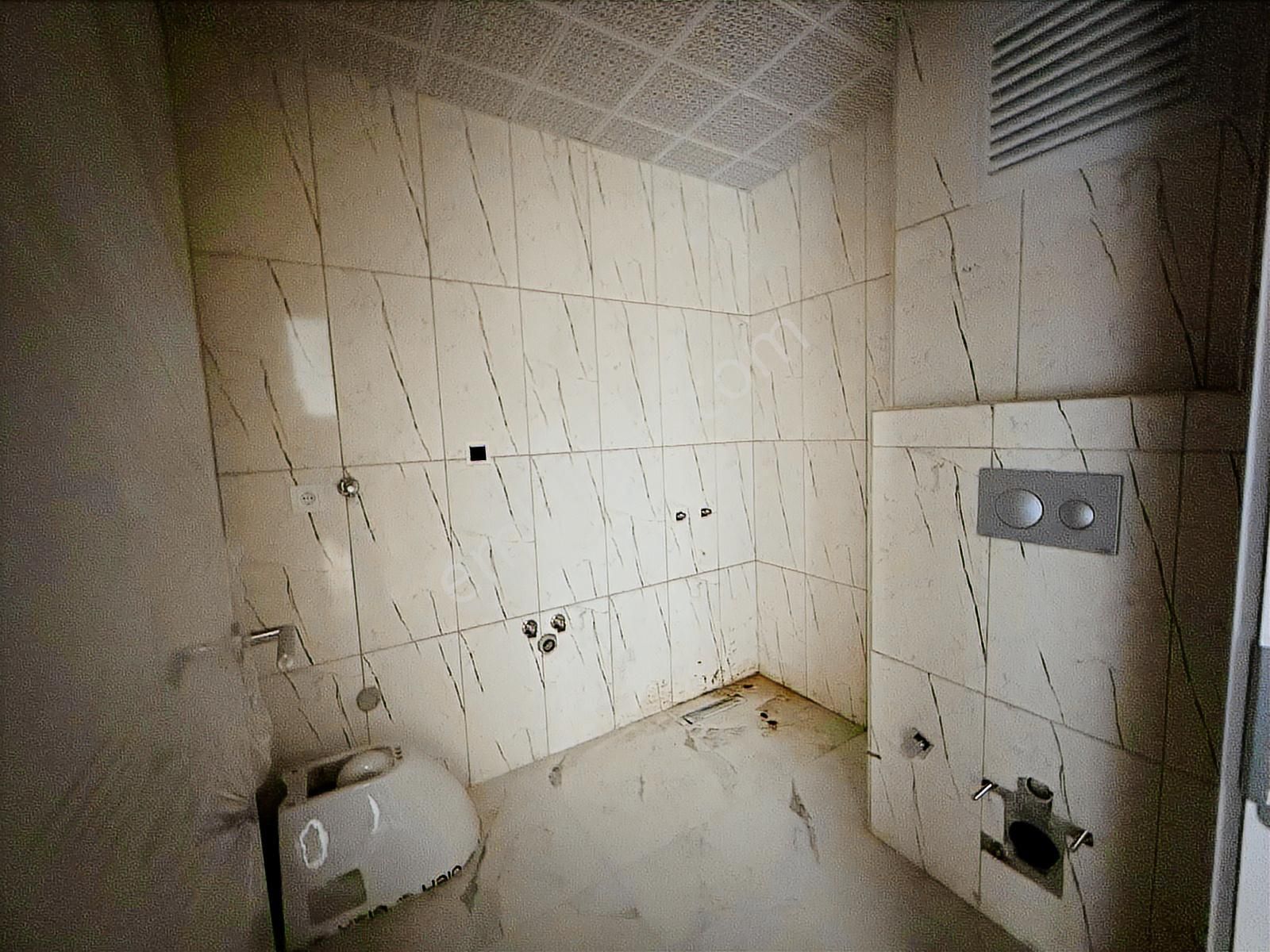 Mamak Plevne Caddesinde Lüks Sitede 1+1 Satılık Daire - Görsel 35