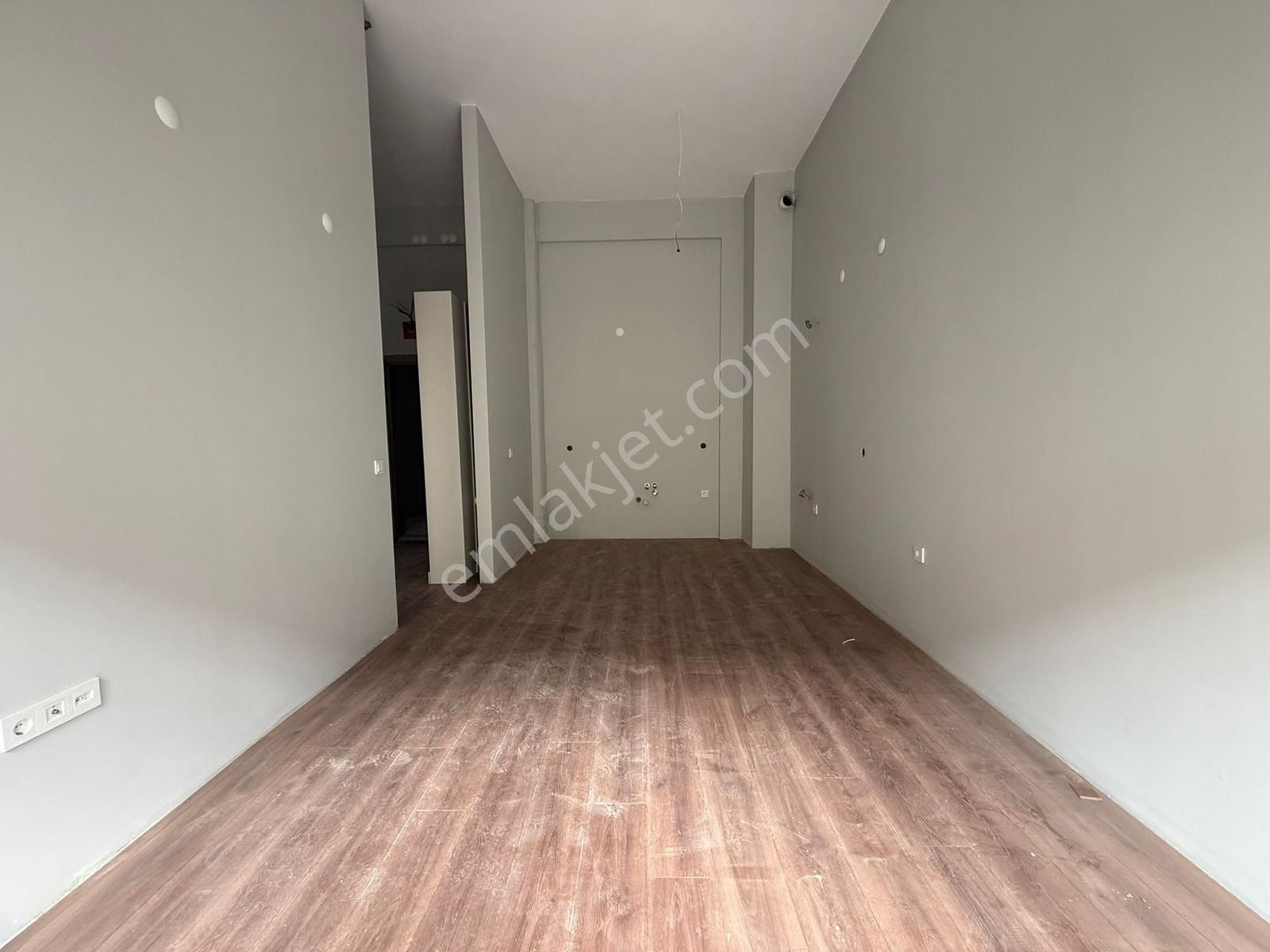 Mamak Plevne Caddesinde Lüks Sitede 1+1 Satılık Daire - Görsel 2