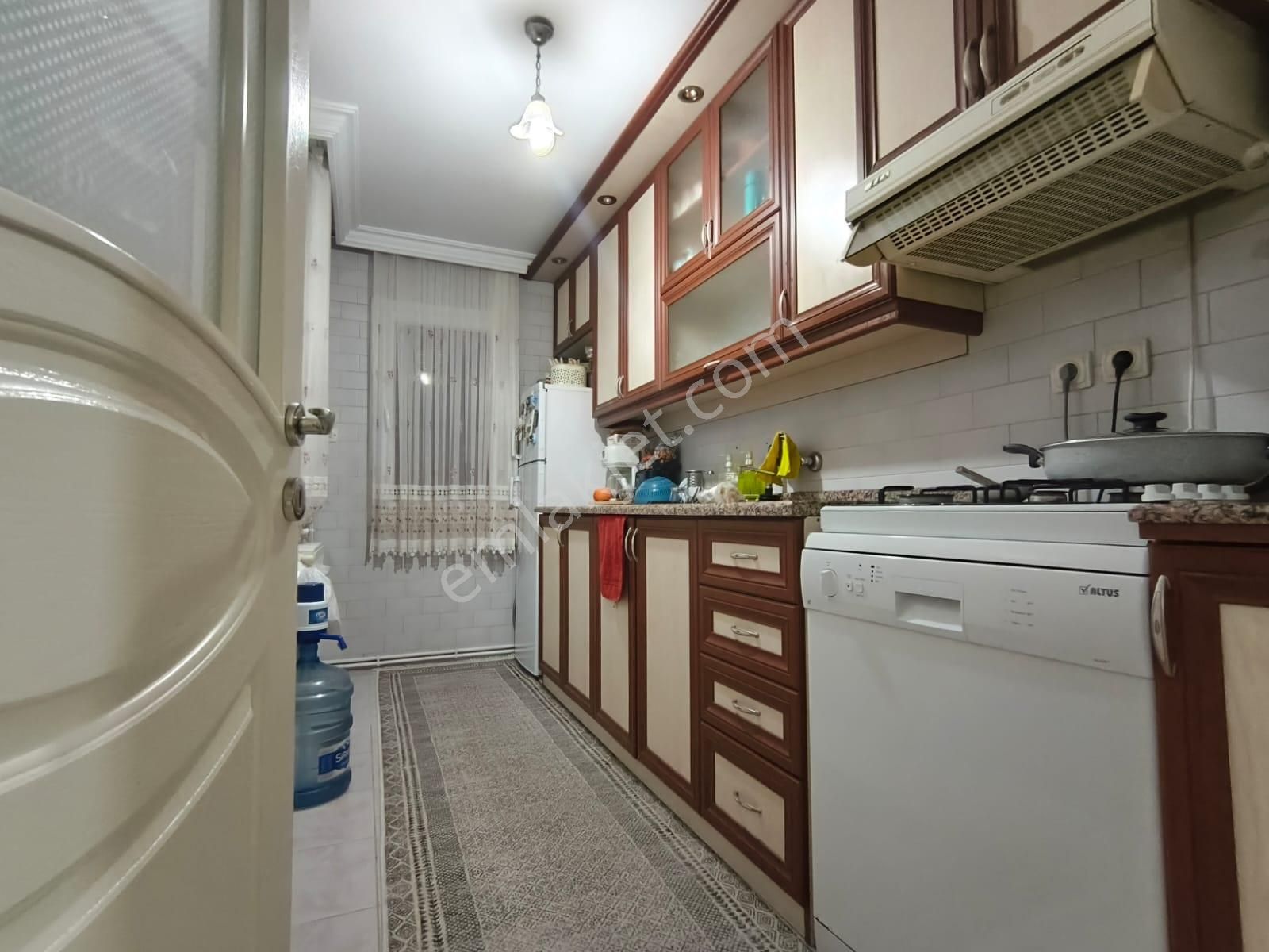 Bahçelievler Yakını 2+1 Doğalgazlı Arakat Bakımlı - Görsel 15