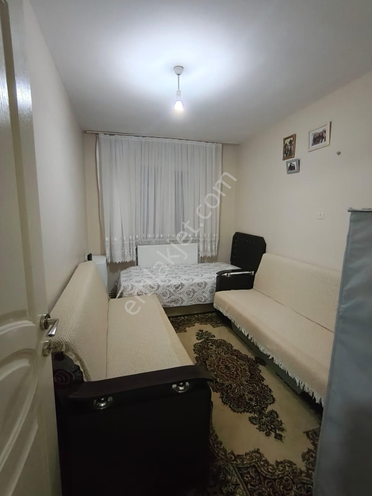 Bahçelievler Yakını 2+1 Doğalgazlı Arakat Bakımlı - Görsel 3