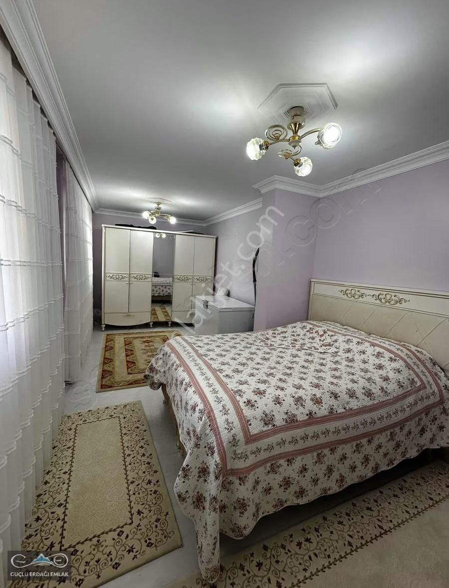 Emsallerine Göre Uygun Fiyatlı, 160 M² Geniş 3+1 Yüksek Giriş - Görsel 17