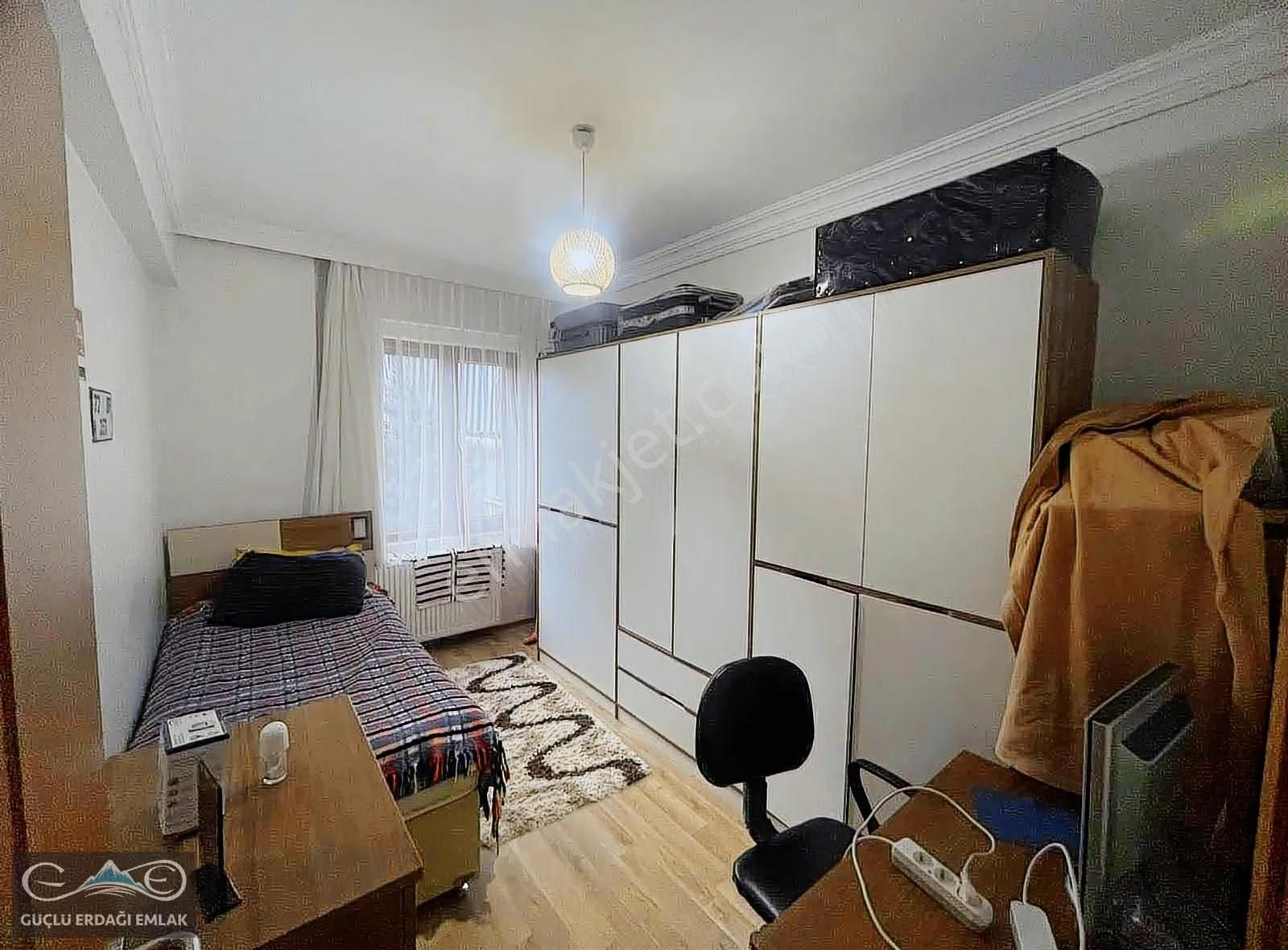 Emsallerine Göre Uygun Fiyatlı, 160 M² Geniş 3+1 Daire - Görsel 4