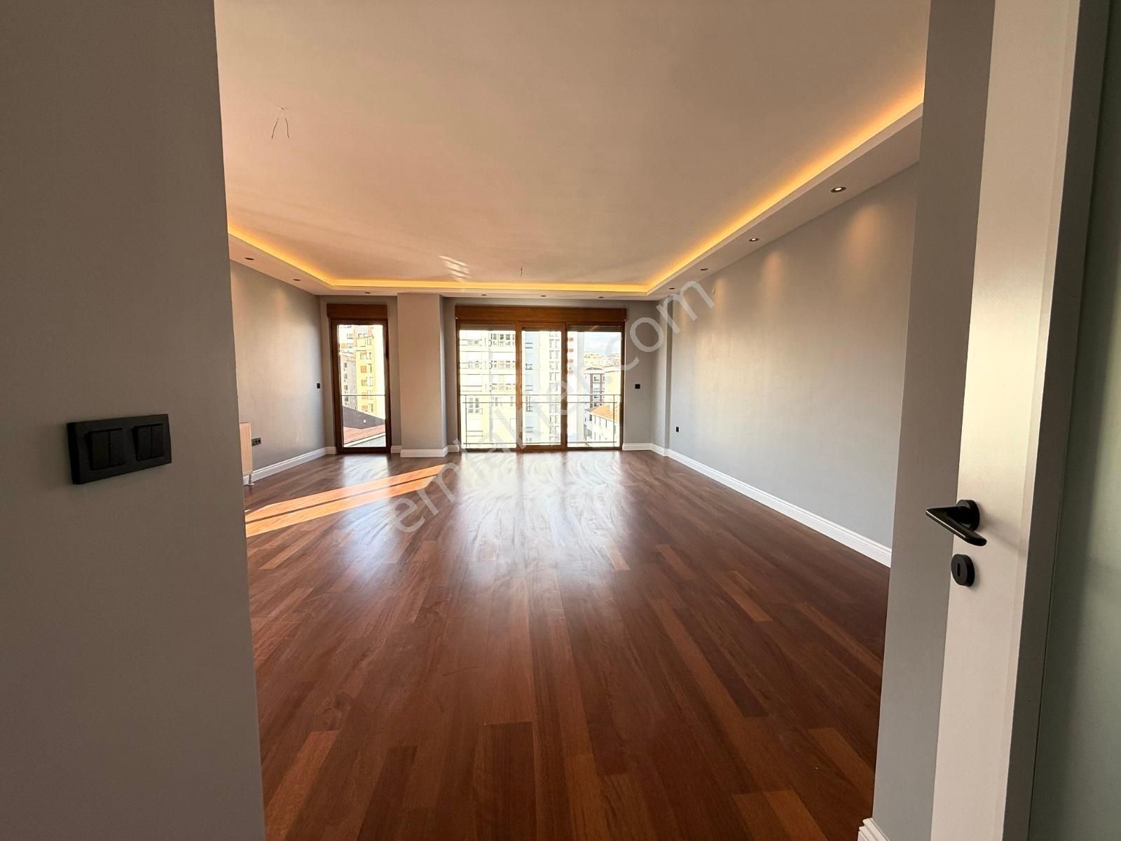 Caddebostan Bağdat Cad.yakın 130 M² Net Ebeveynli 3+1 Satılık - Görsel 24