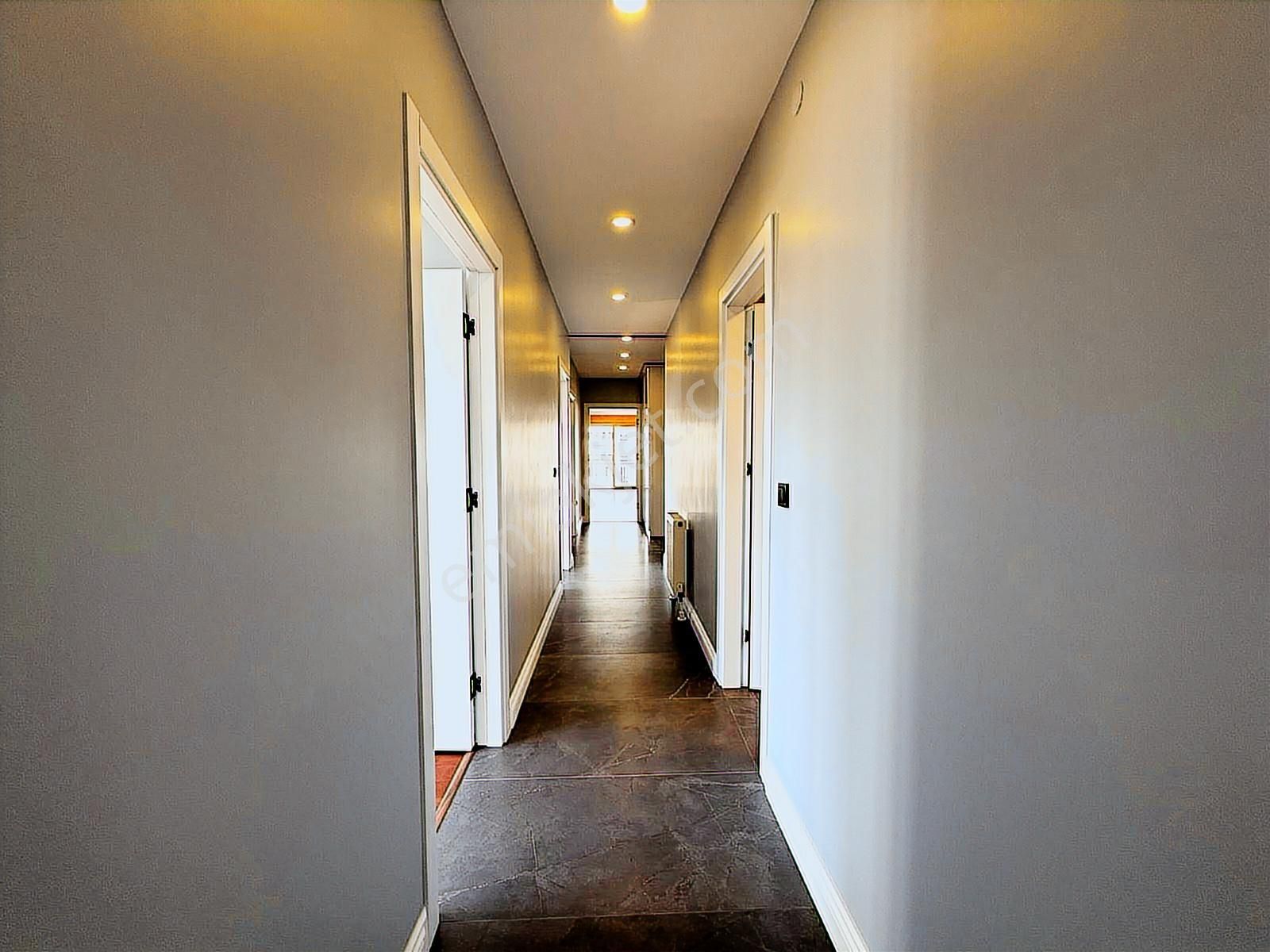 Caddebostan Bağdat Cad.yakın 130 M² Net Ebeveynli 3+1 Satılık - Görsel 33