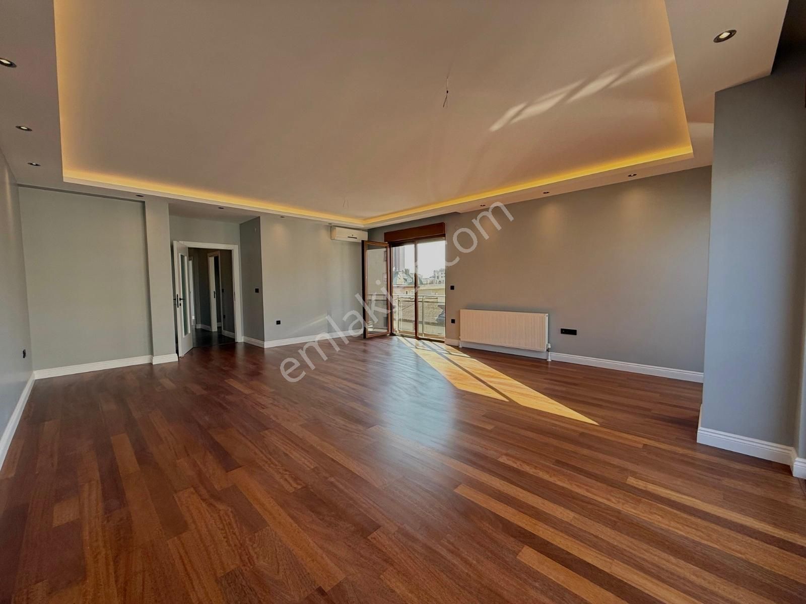 Caddebostan Bağdat Cad.yakın 130 M² Net Ebeveynli 3+1 Satılık - Görsel 19