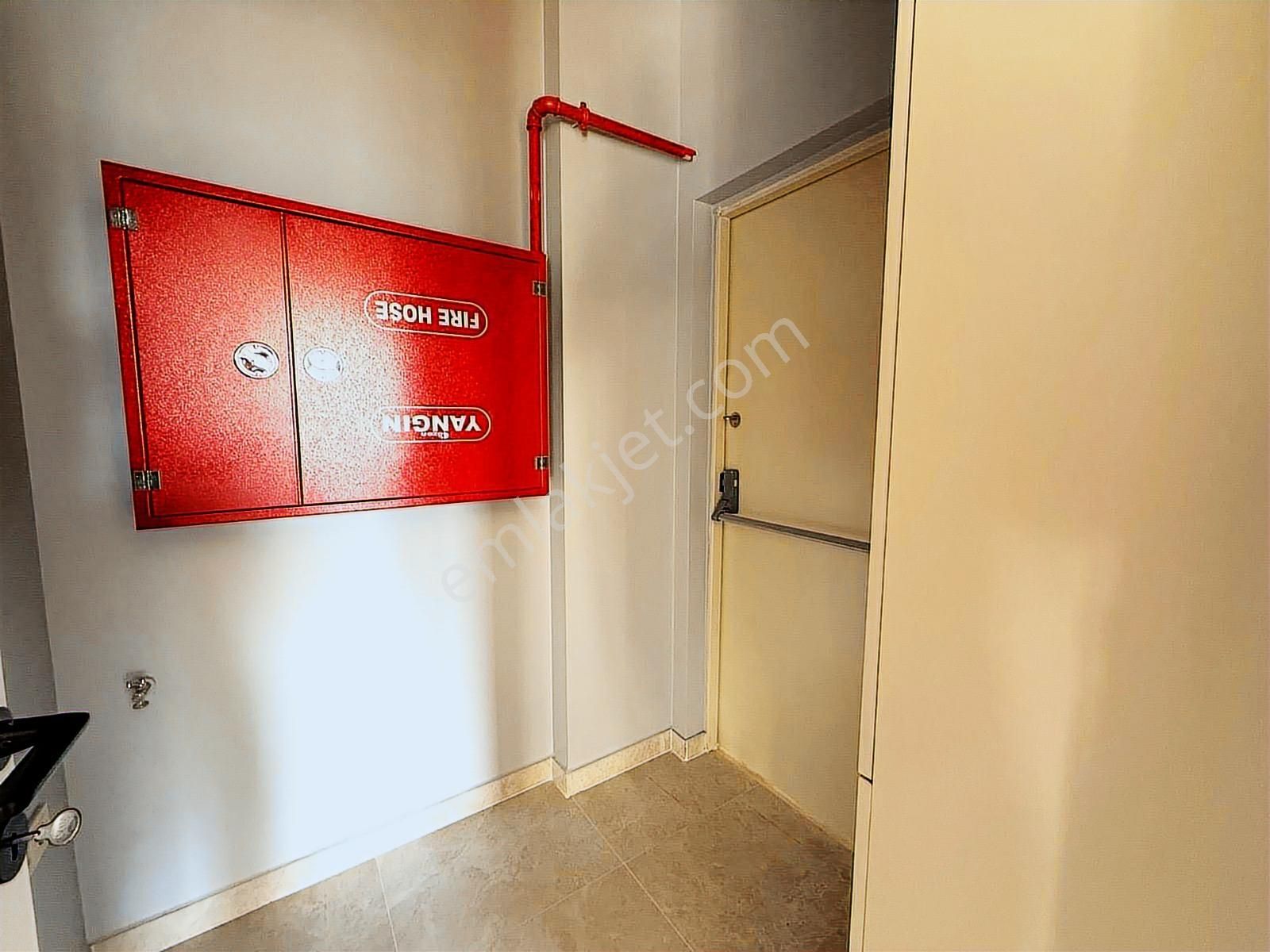 Caddebostan Bağdat Cad.yakın 130 M² Net Ebeveynli 3+1 Satılık - Görsel 6