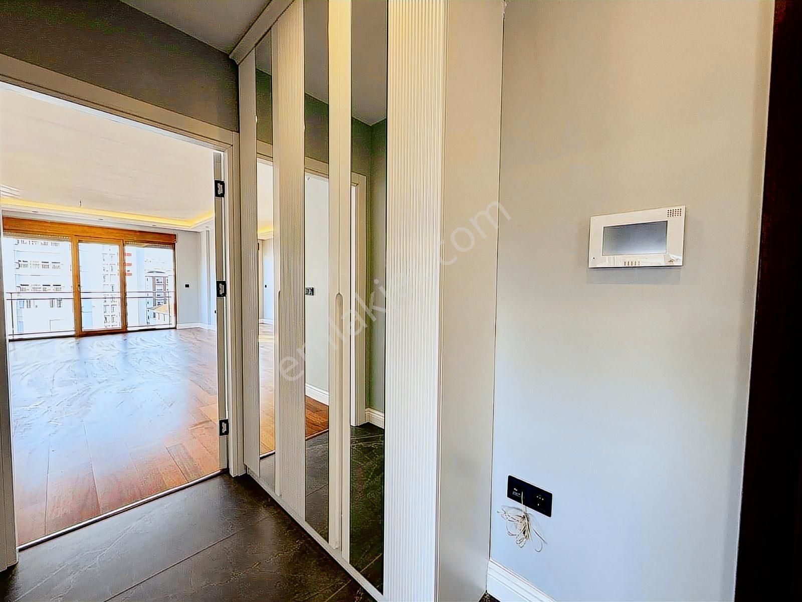 Caddebostan Bağdat Cad.yakın 130 M² Net Ebeveynli 3+1 Satılık - Görsel 16