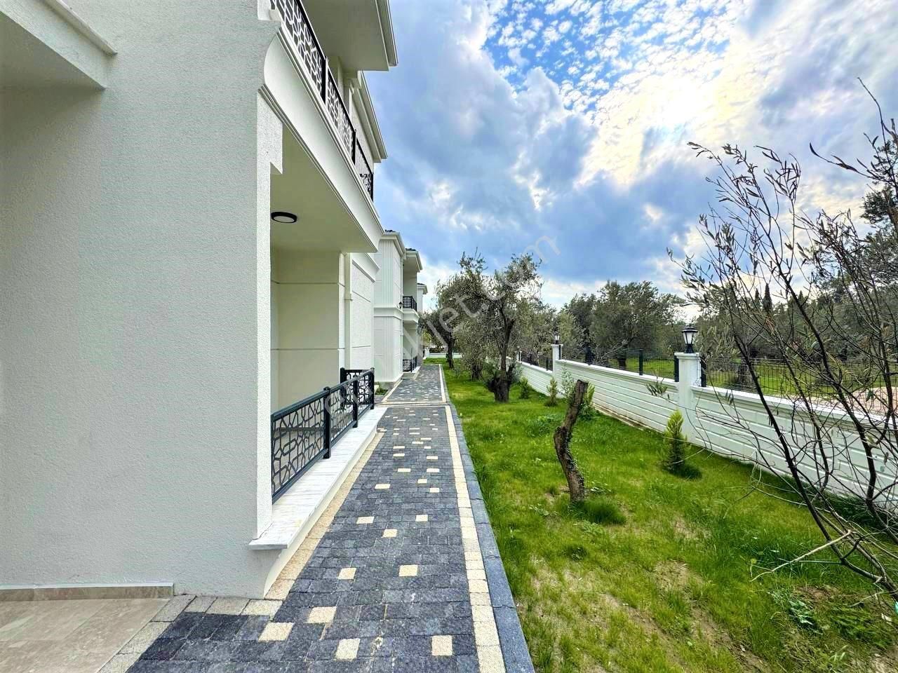 🏡 Referans'tan Güre'de Doğa Ve Deniz Manzarasıyla İçinizi Mest Edecek Müstakil Bahçeli 1+1 Daire - Görsel 2