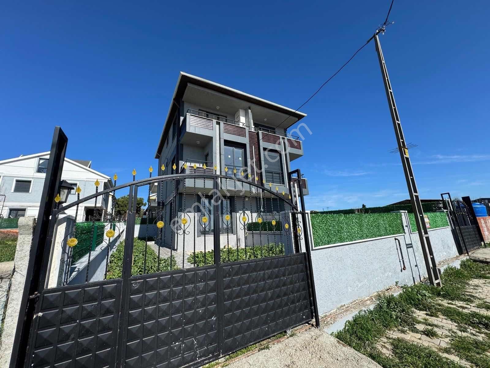 #mega Yapı# Deniz Sevdalılarına Özel 4+1 Lüks Villa - Görsel 16