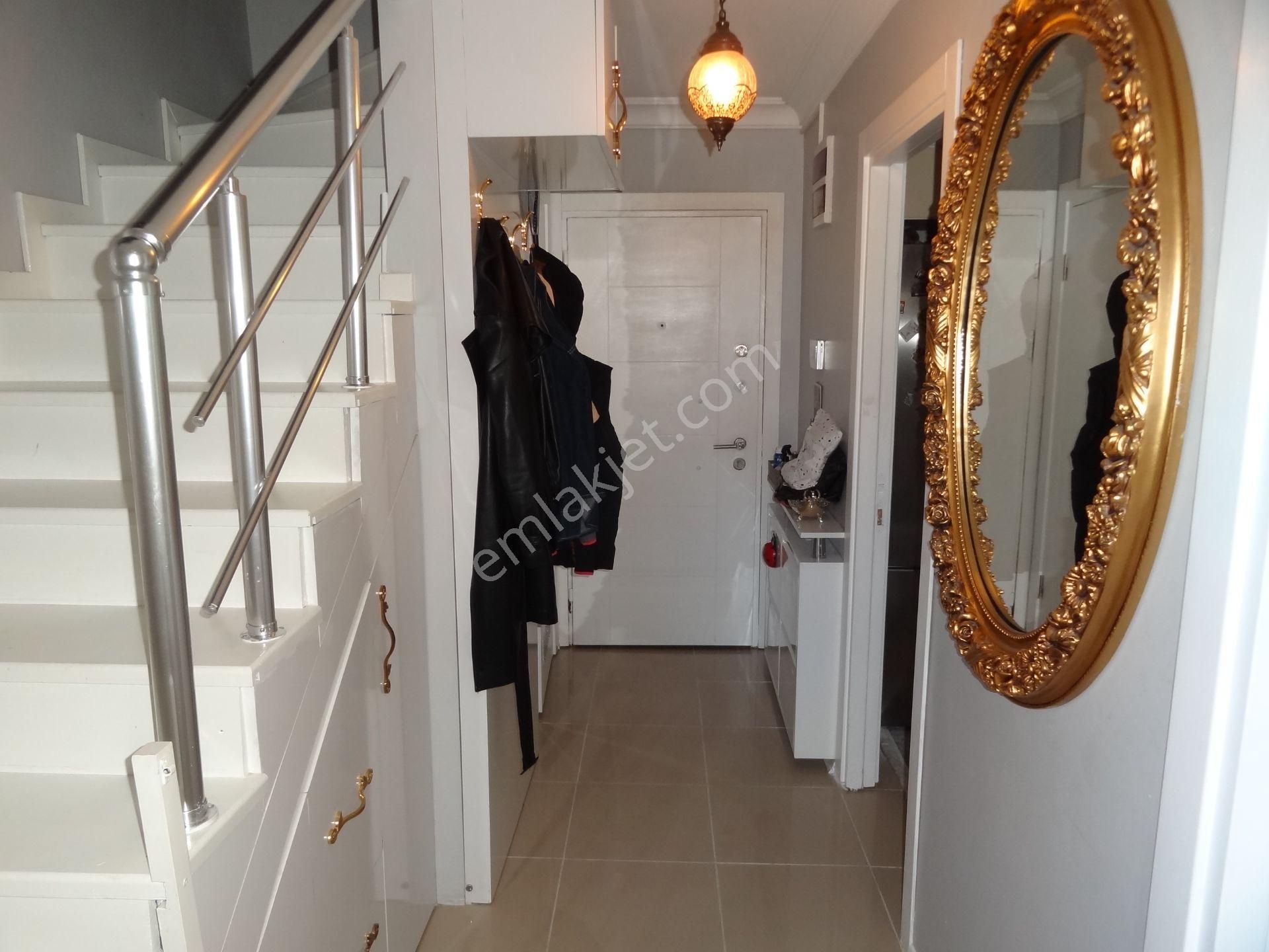 Ünalan Metro-metrobüs Yakını Genç Apt.teraslı Dubleks 3+1 Fırsatı - Görsel 7