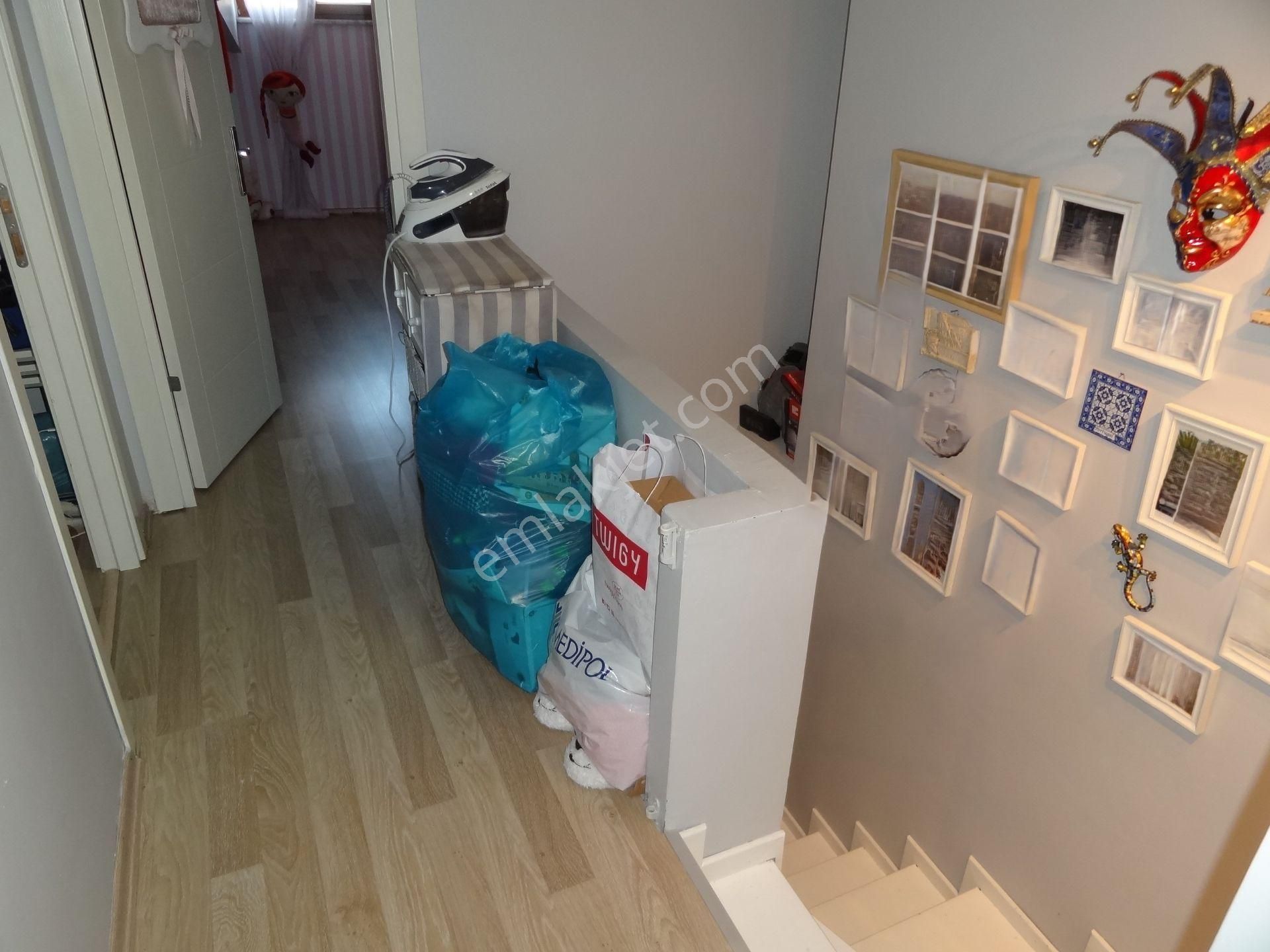 Ünalan Metro-metrobüs Yakını Genç Apt.teraslı Dubleks 3+1 Fırsatı - Görsel 25