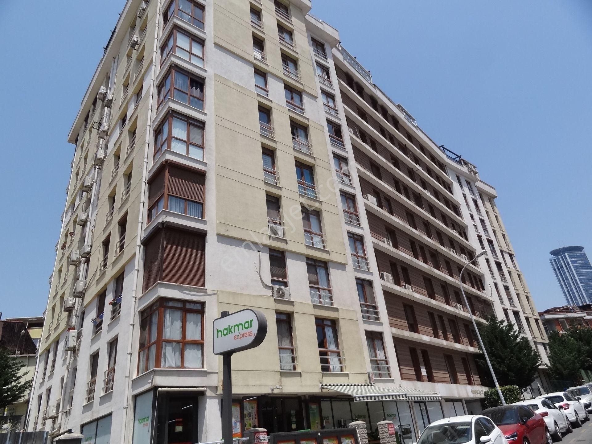 Ünalan Metro-metrobüs Yakını Genç Apt.teraslı Dubleks 3+1 Fırsatı