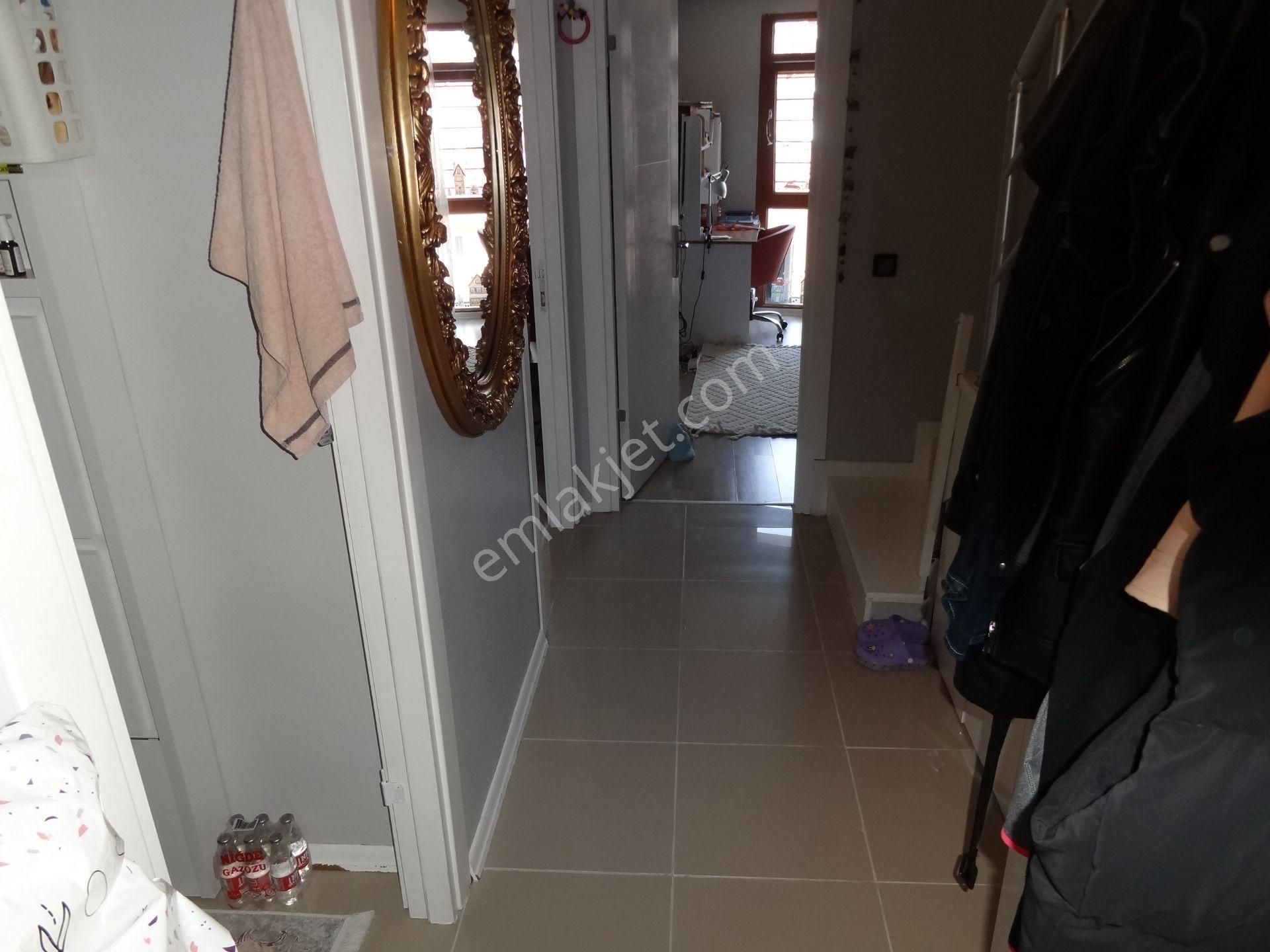 Ünalan Metro-metrobüs Yakını Genç Apt.teraslı Dubleks 3+1 Fırsatı - Görsel 9