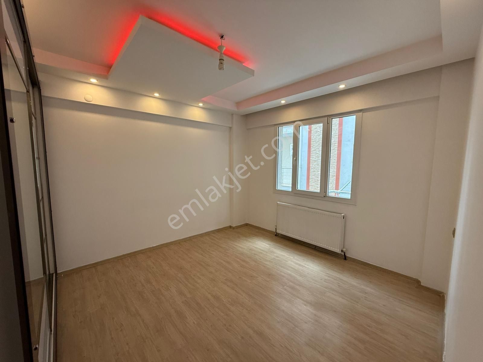 Remax Pin'den Girne Mh Lefkoşe Bulvarında Satılık 3+1 Daire - Görsel 15