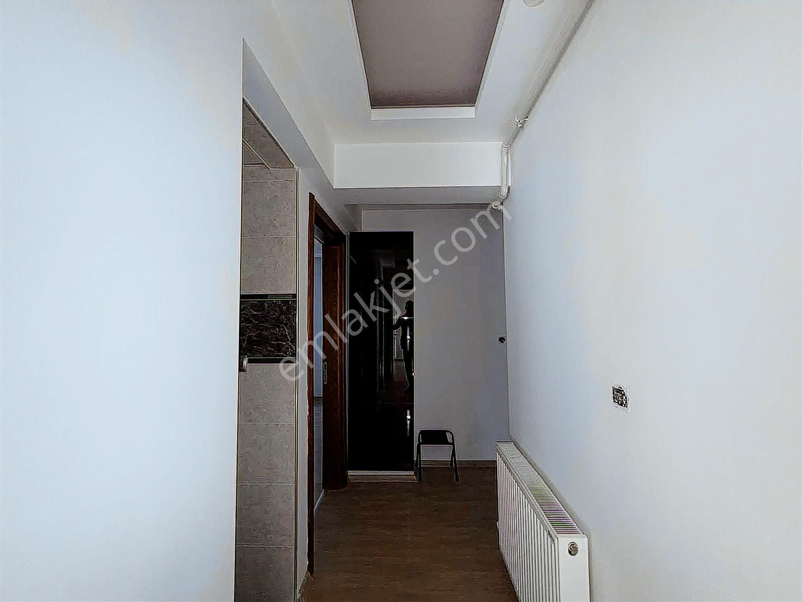 Remax Pin'den Girne Mh Lefkoşe Bulvarında Satılık 3+1 Daire - Görsel 23