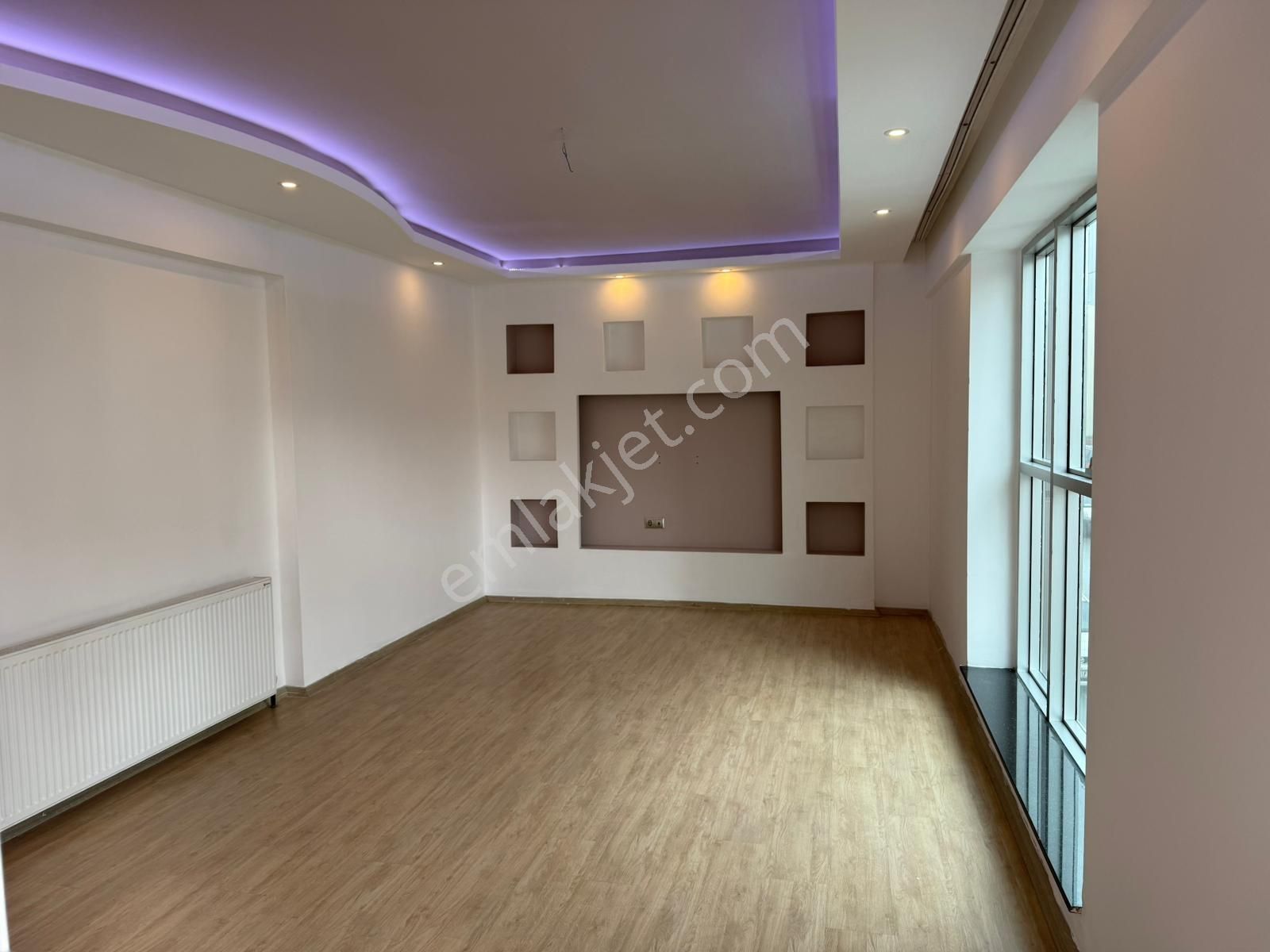 Remax Pin'den Girne Mh Lefkoşe Bulvarında Satılık 3+1 Daire - Görsel 17