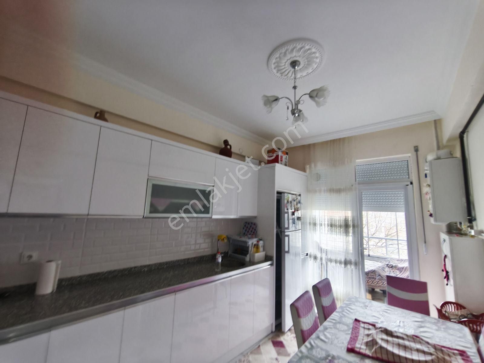 Gaziler Emlak'tan Fevzi Çakmak Mah.1+1 82 M2 Yüksek Giriş - Görsel 2