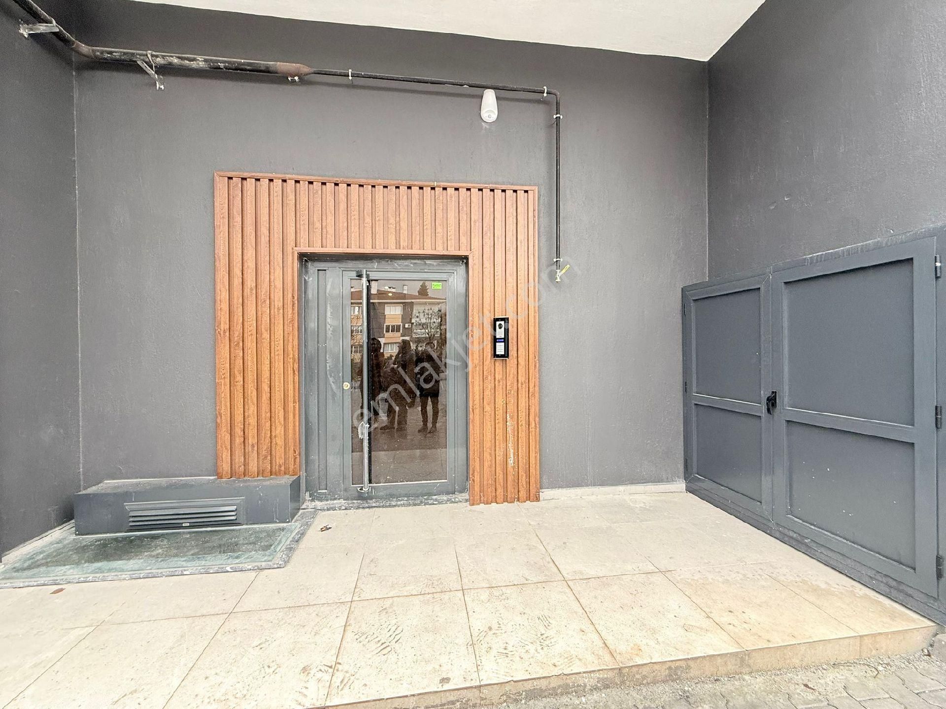 Kuşadası Kirazlı Yolu Üzeri 3+1 Sıfır Yapı Satılık - Görsel 6